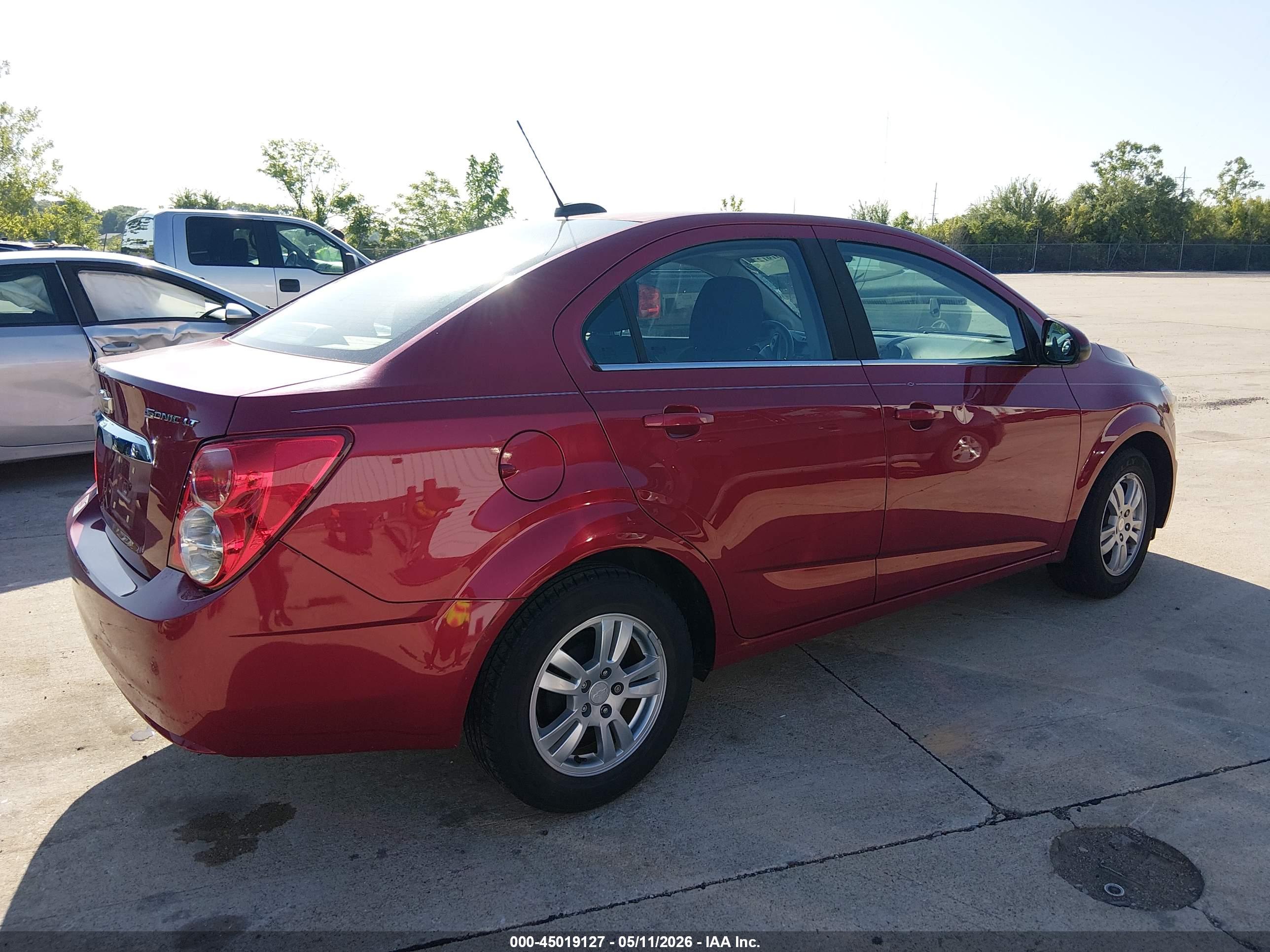 CHEVROLET SONIC image 4