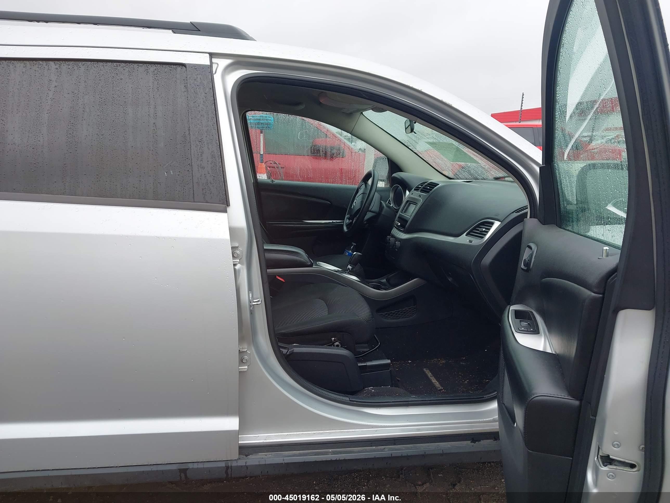 DODGE JOURNEY image 5