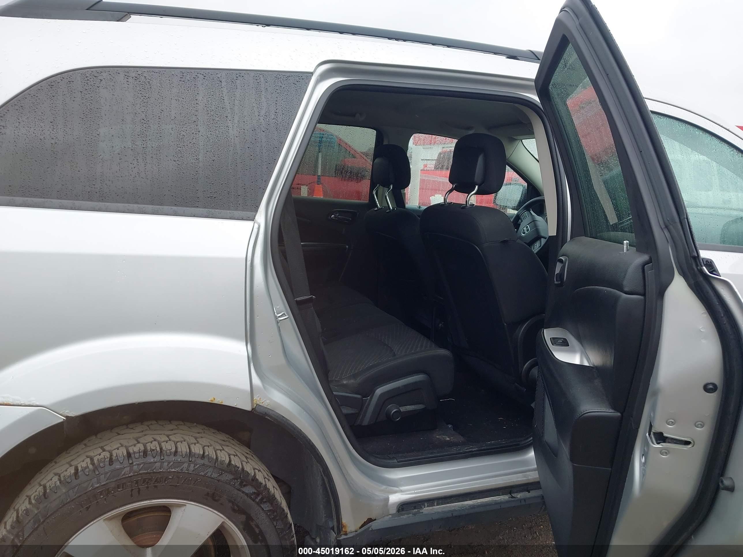 DODGE JOURNEY image 8