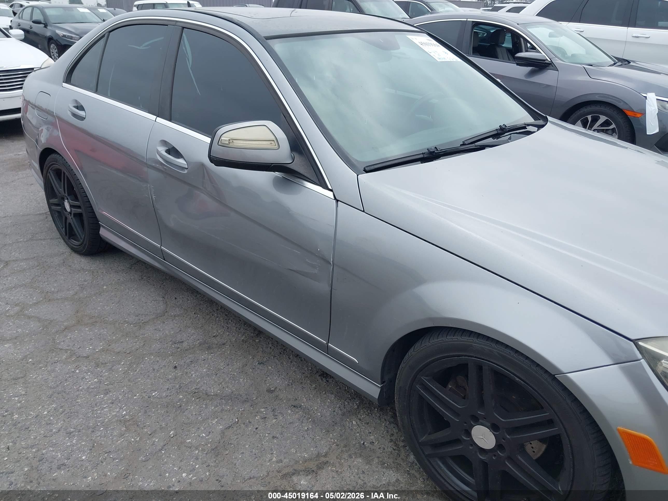 MERCEDES-BENZ C image 6