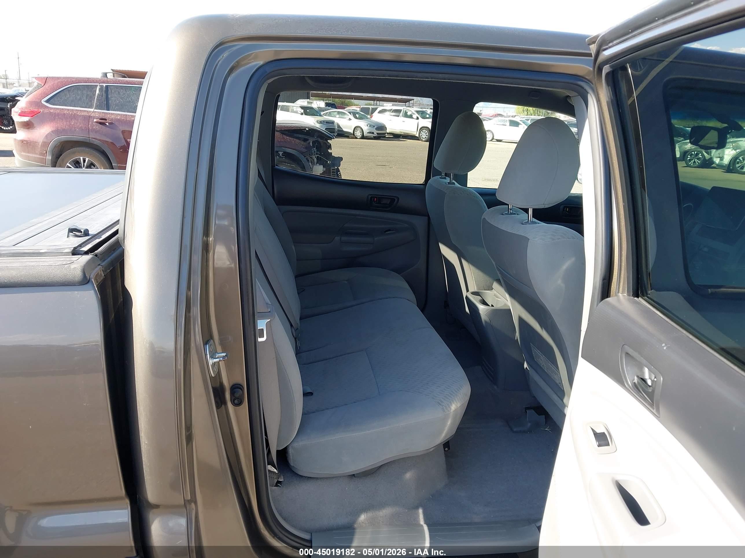 TOYOTA TACOMA image 8