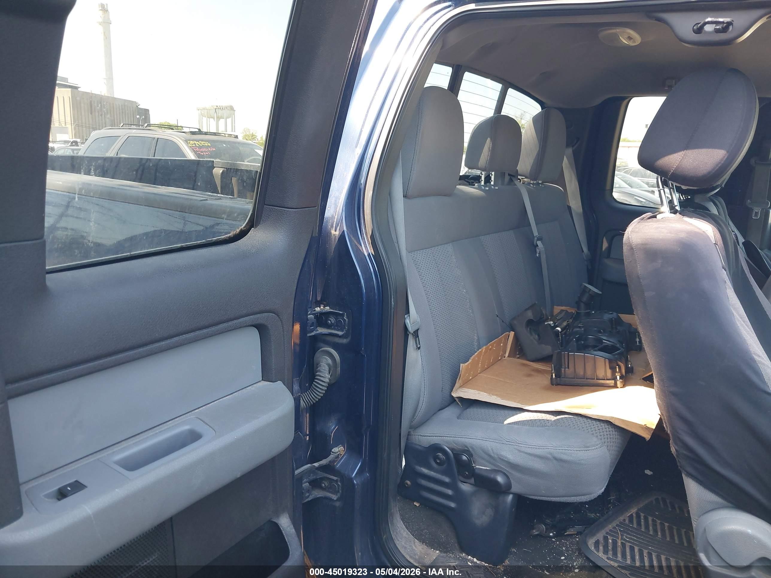 FORD F-150 image 8