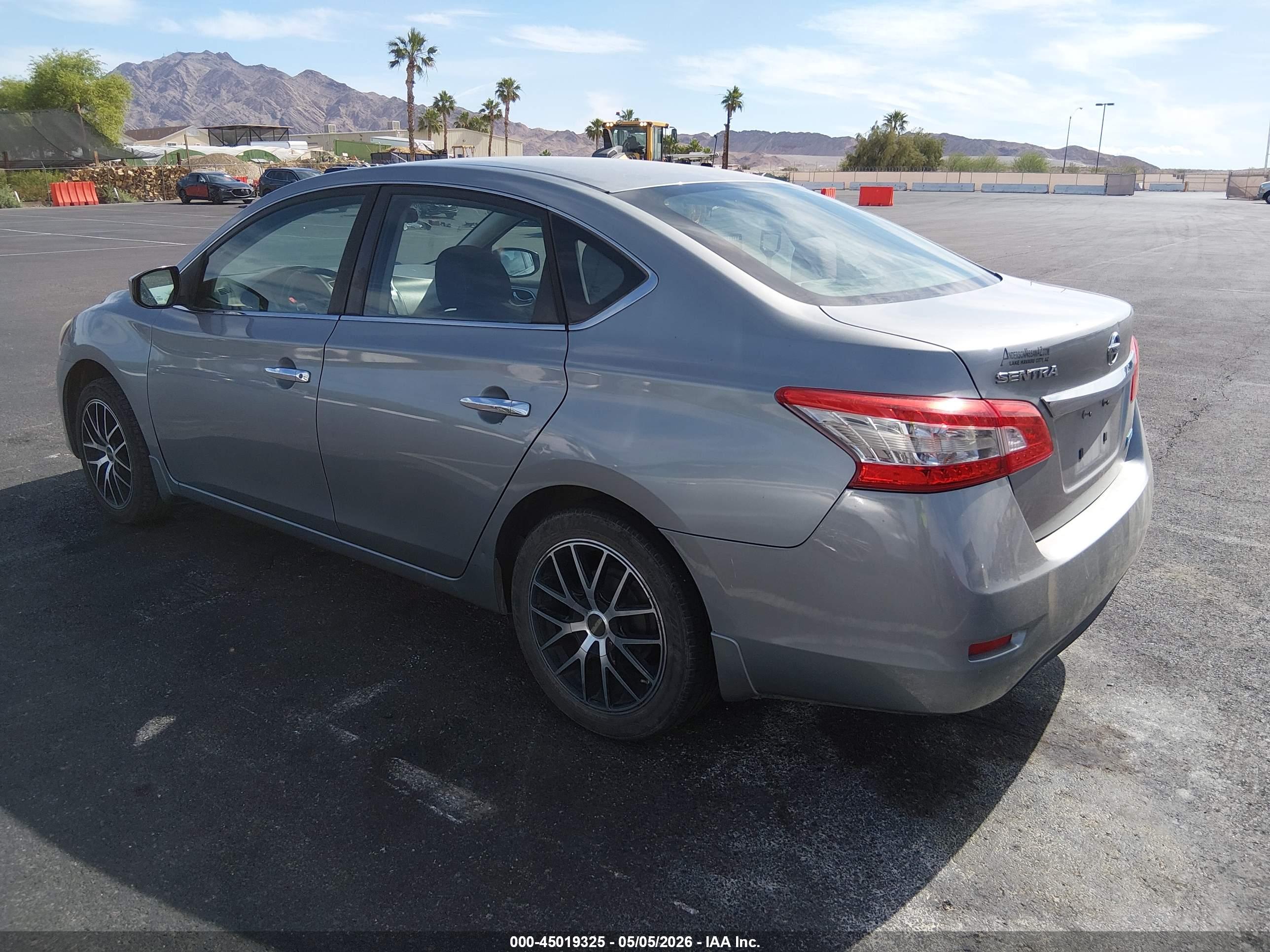 NISSAN SENTRA image 3
