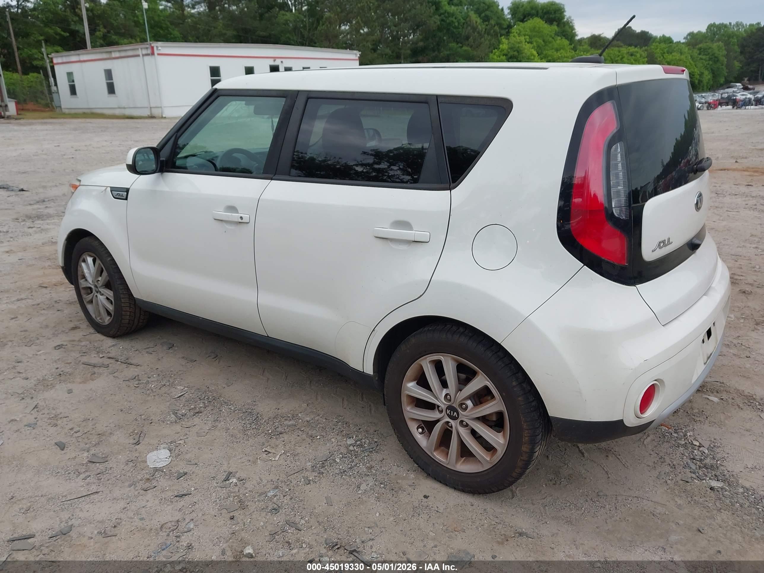 KIA SOUL image 3