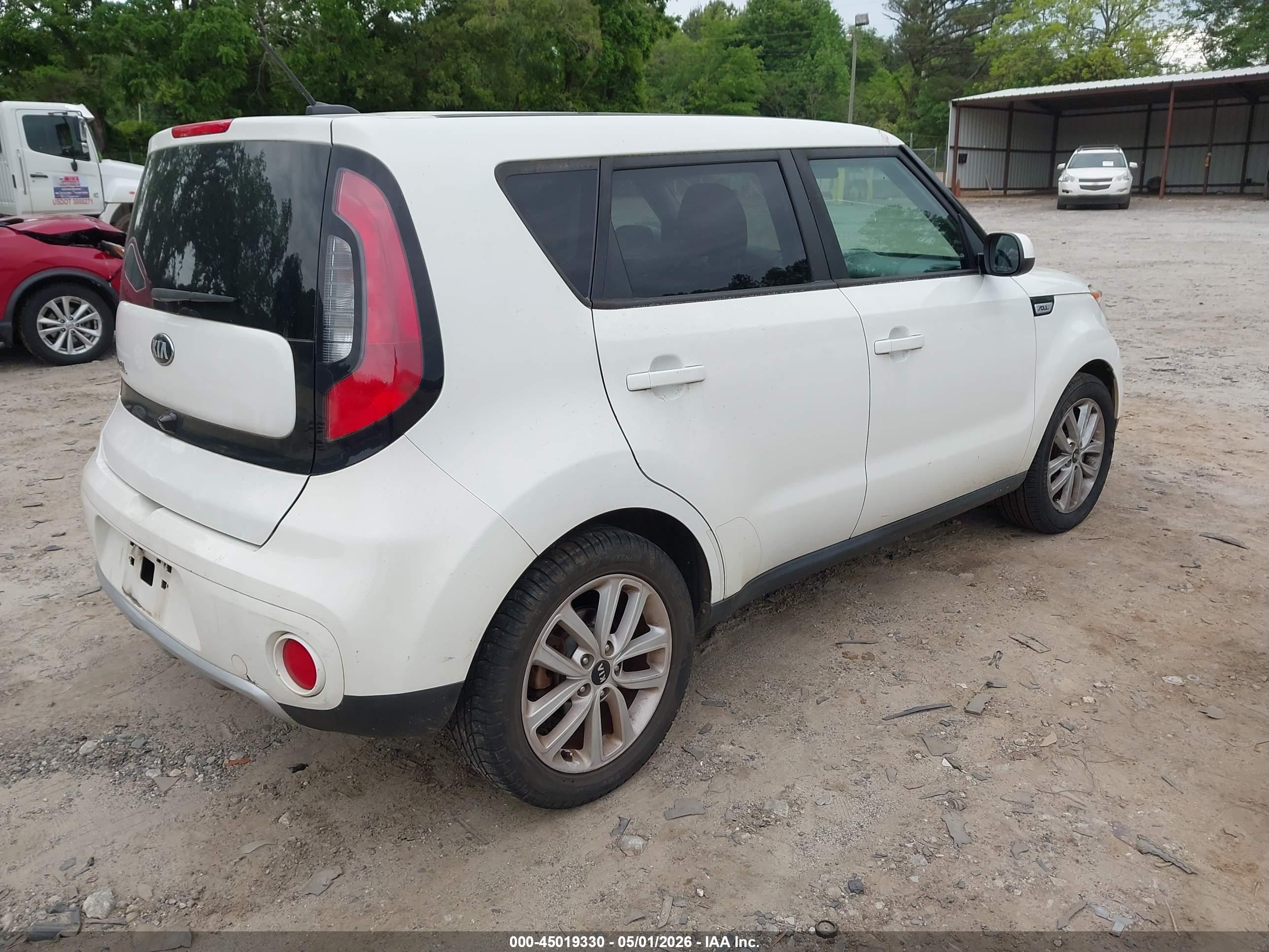 KIA SOUL image 4