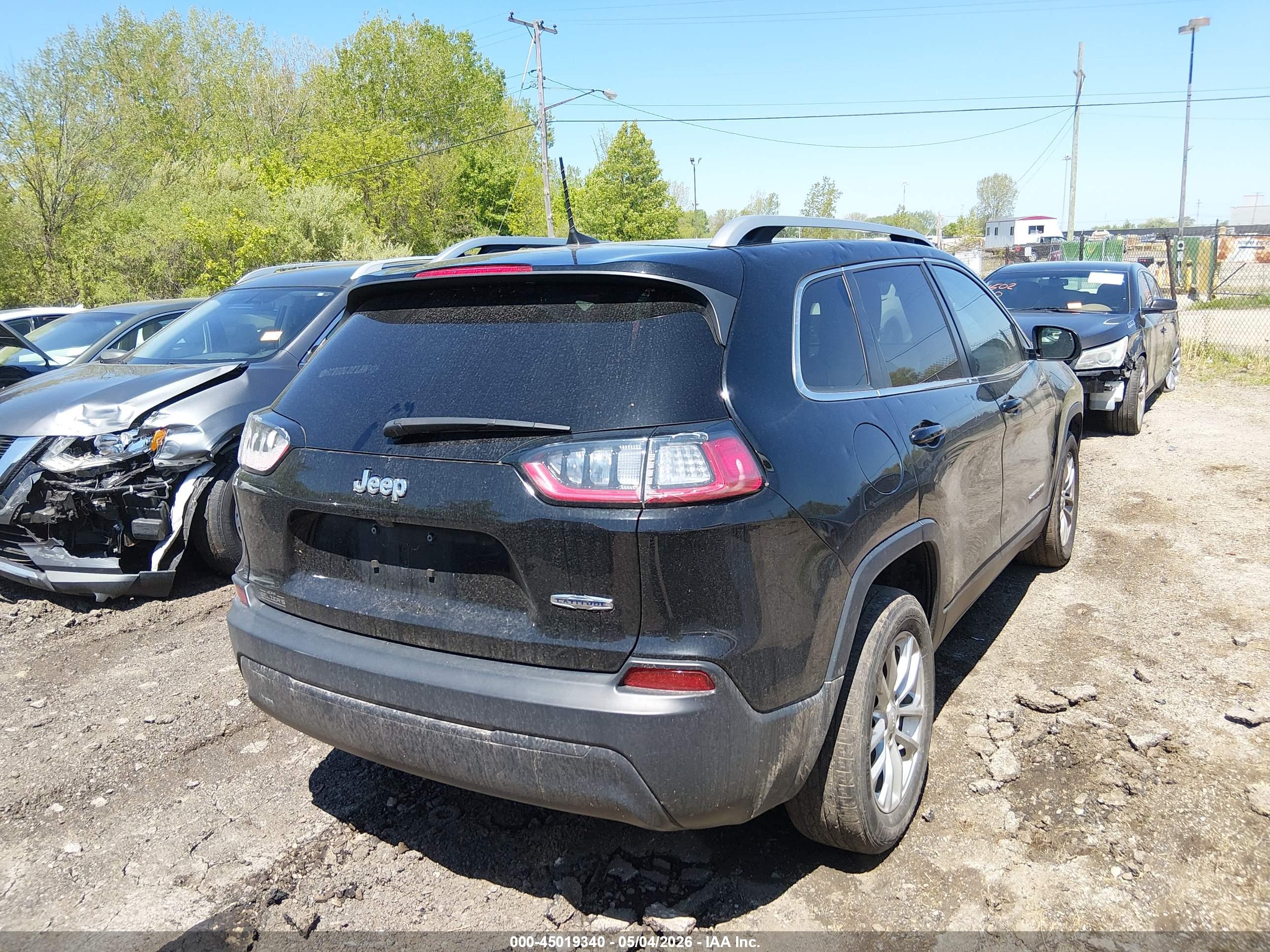 JEEP CHEROKEE image 4