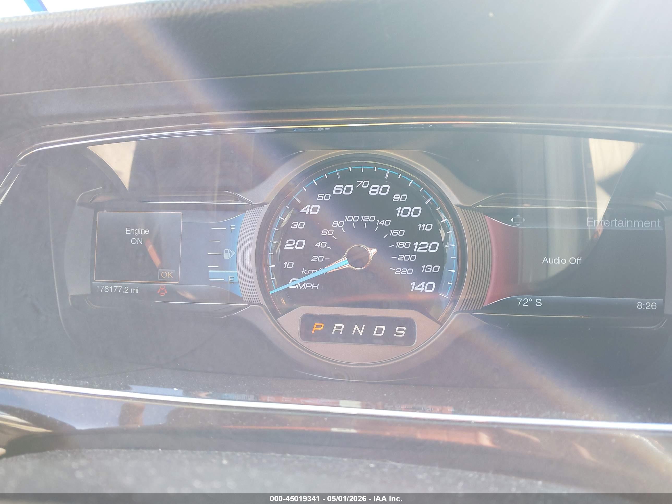 FORD TAURUS image 7