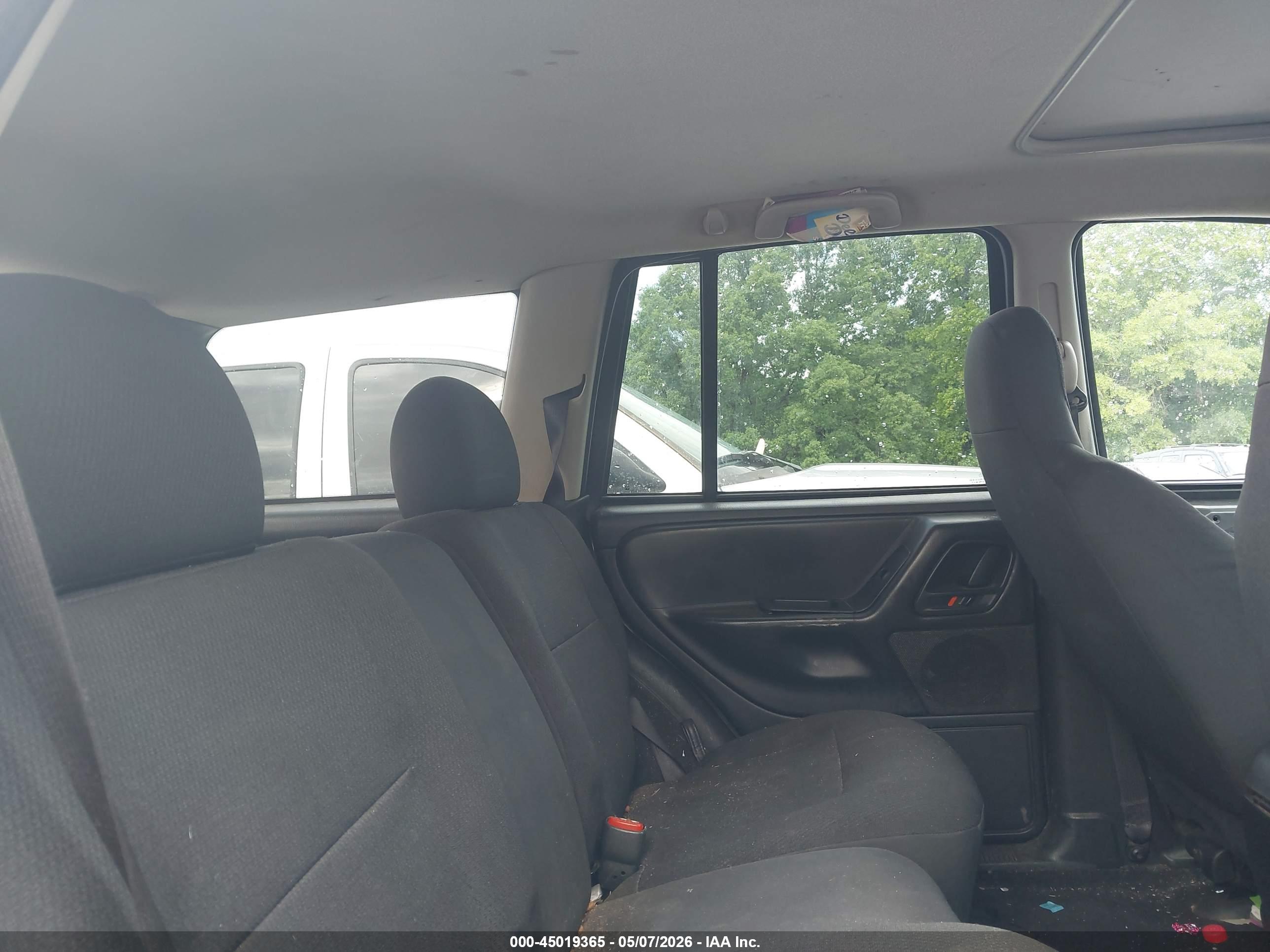JEEP GRAND image 8
