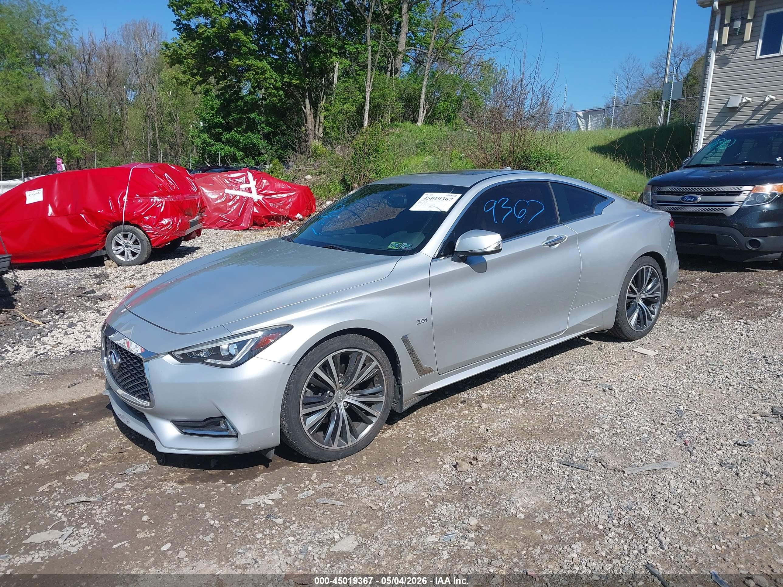 INFINITI Q60 image 2
