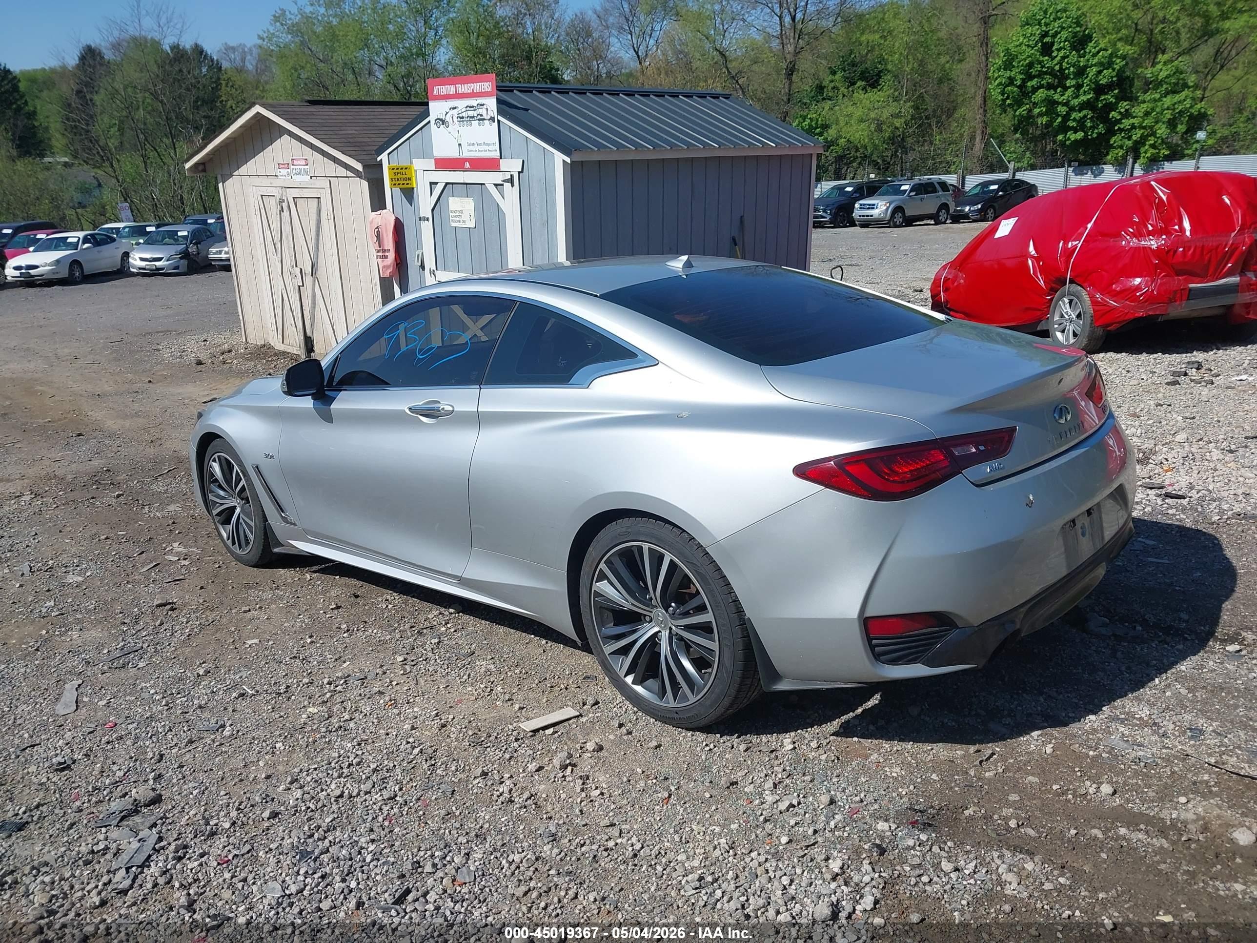 INFINITI Q60 image 3