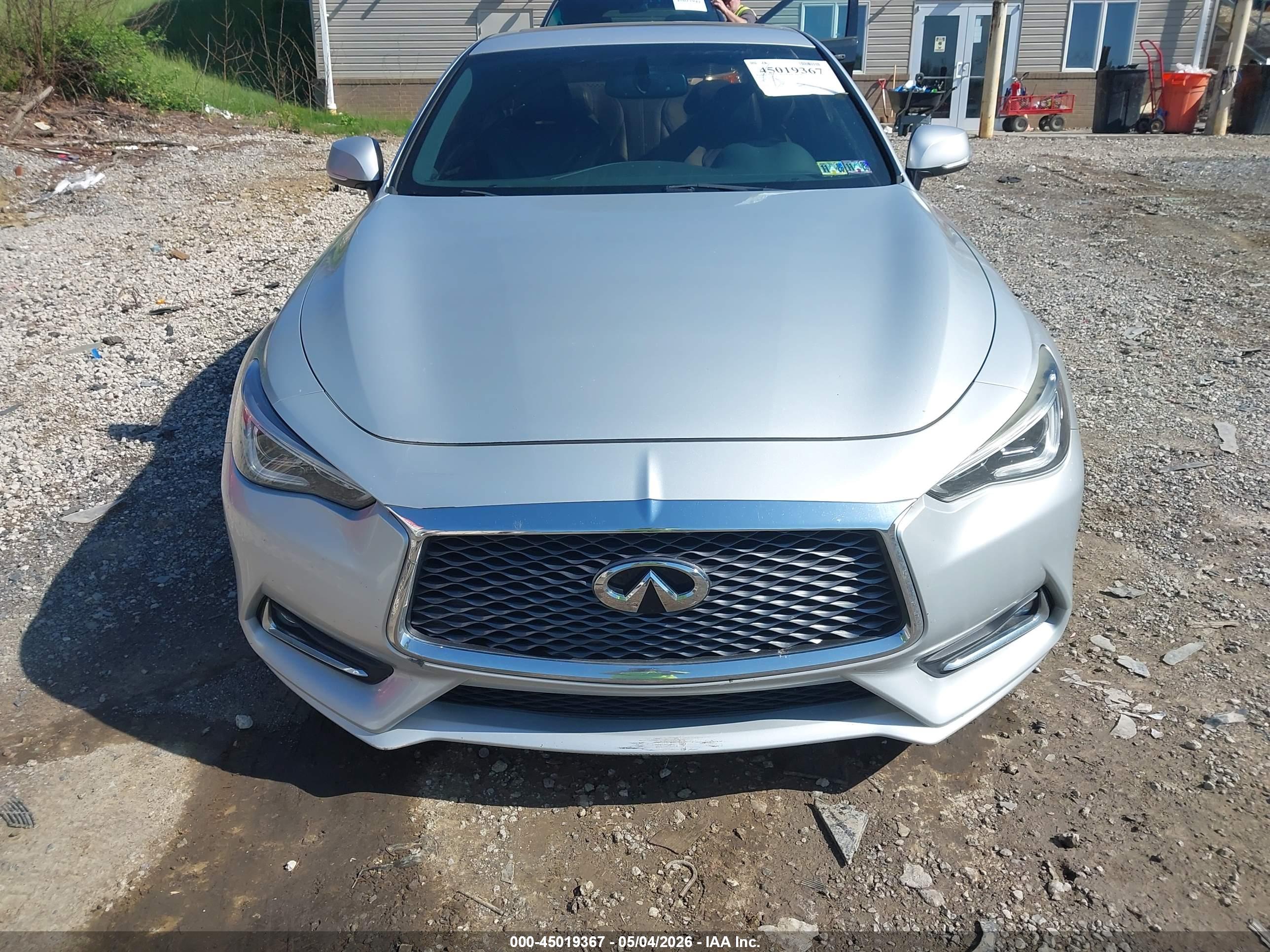 INFINITI Q60 image 6