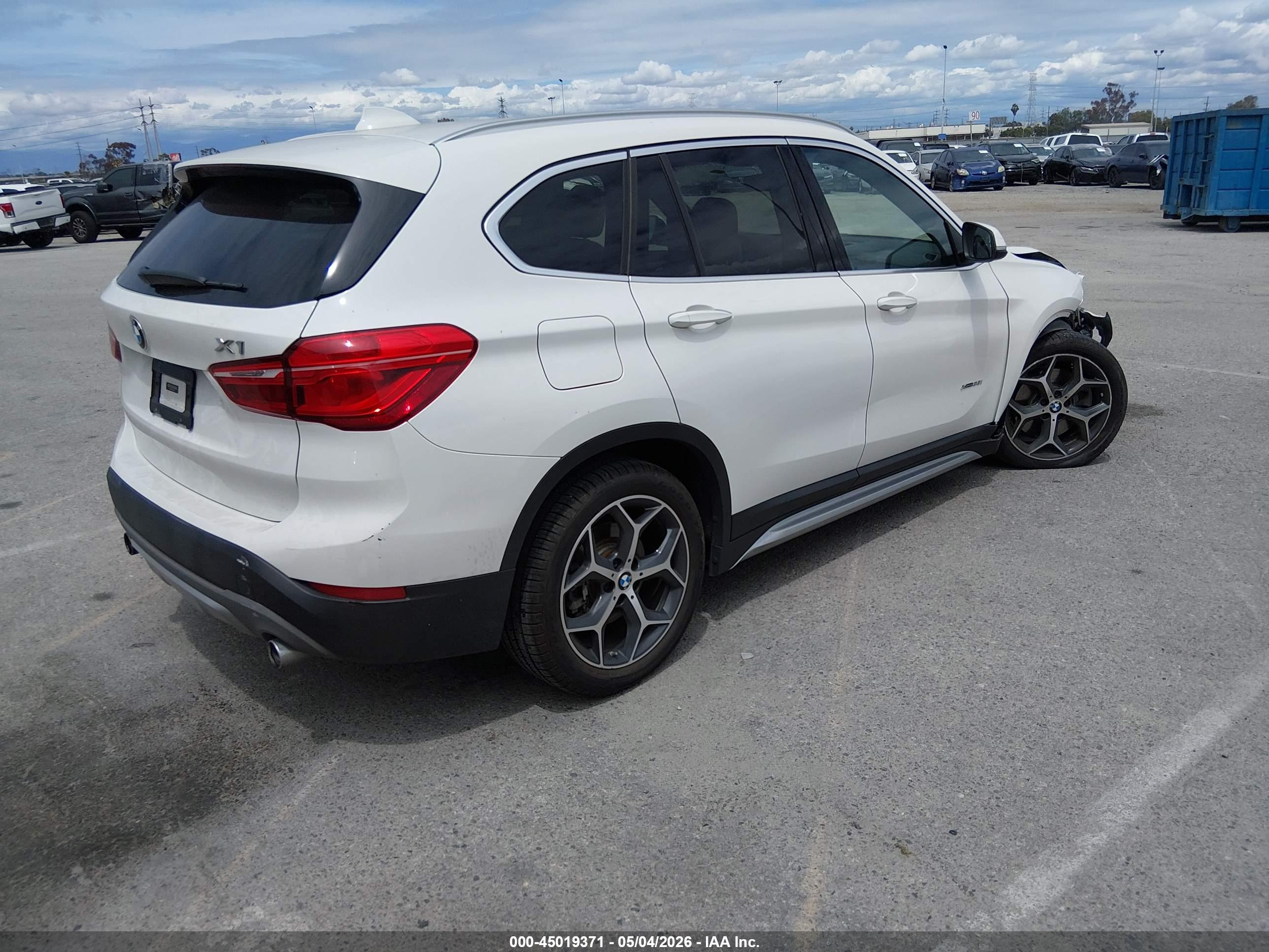 BMW X1 image 4
