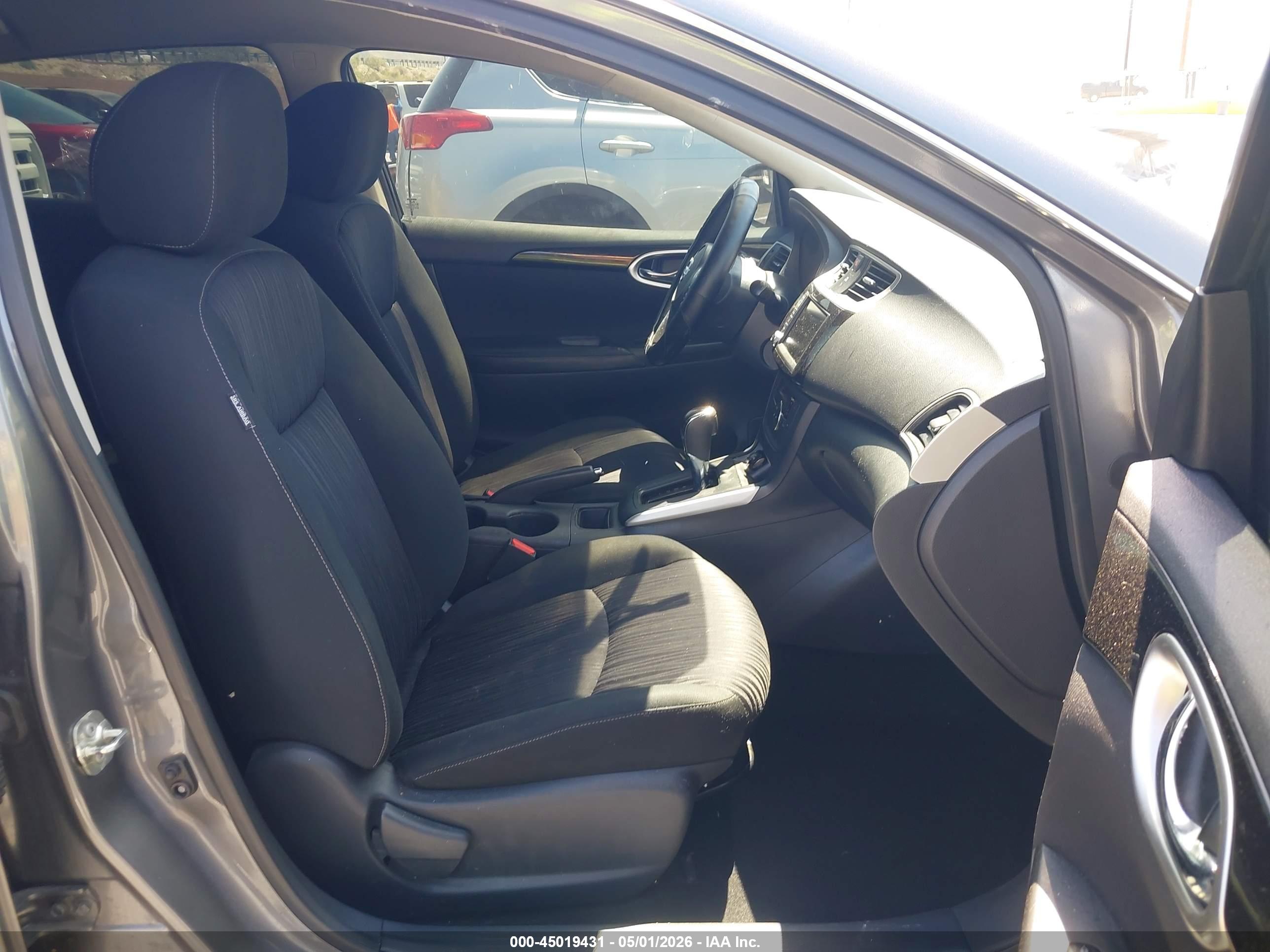 NISSAN SENTRA image 5