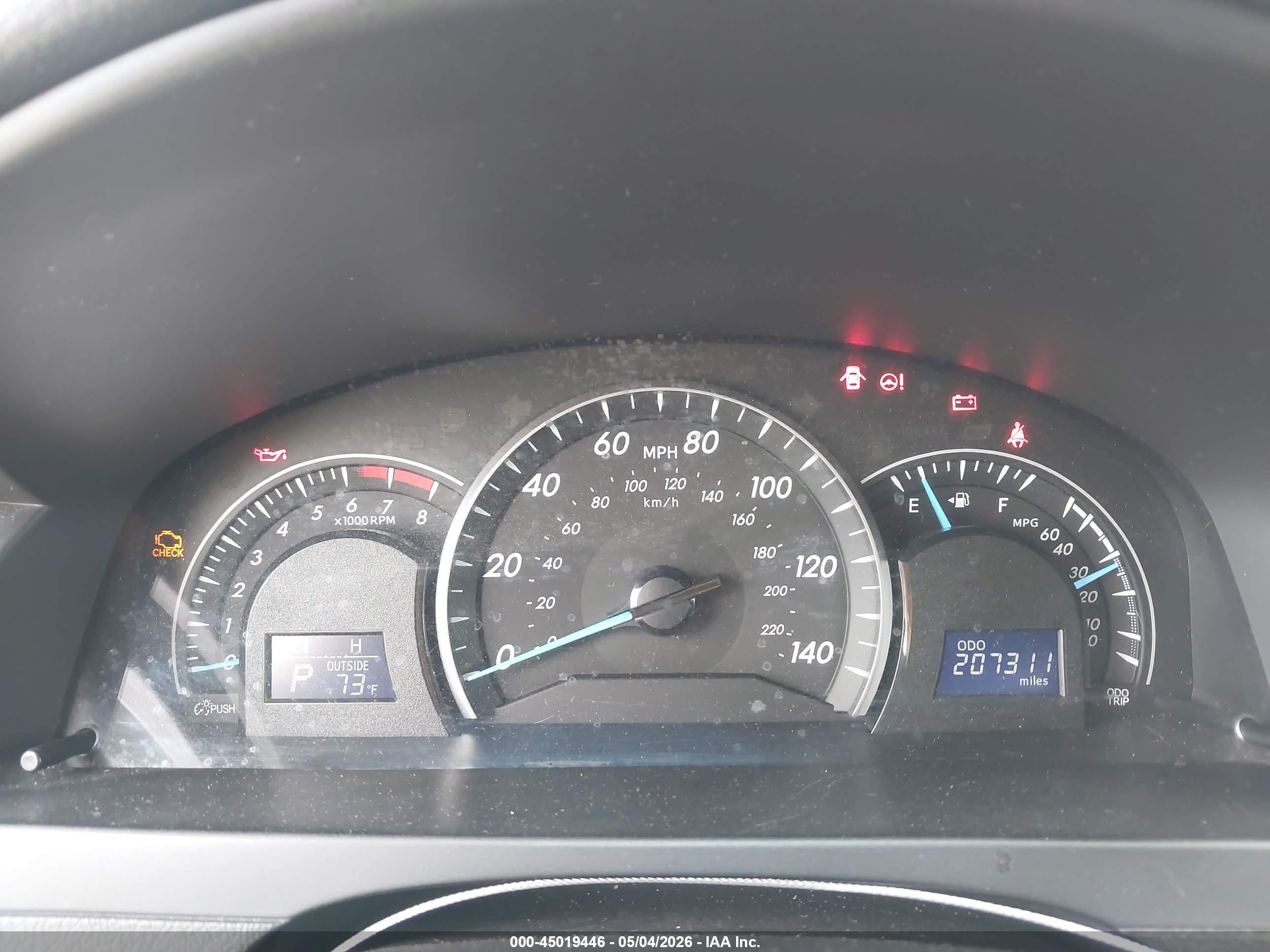 TOYOTA CAMRY image 7