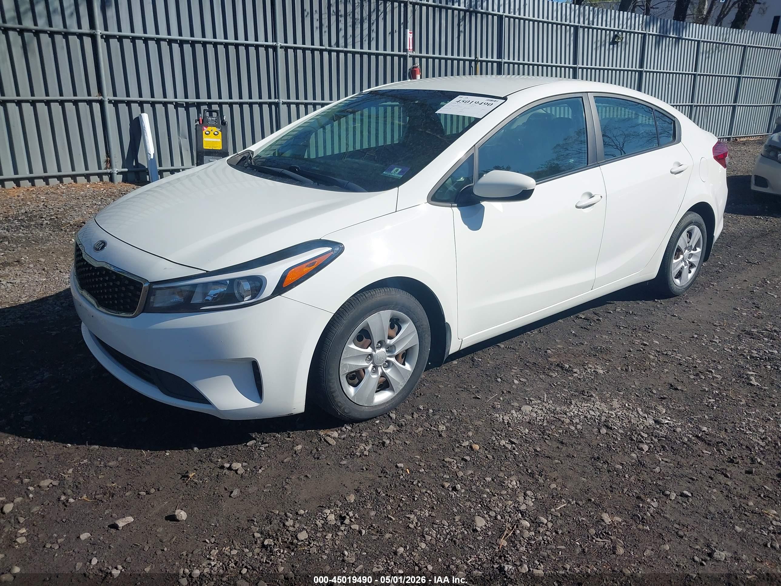 KIA FORTE image 2