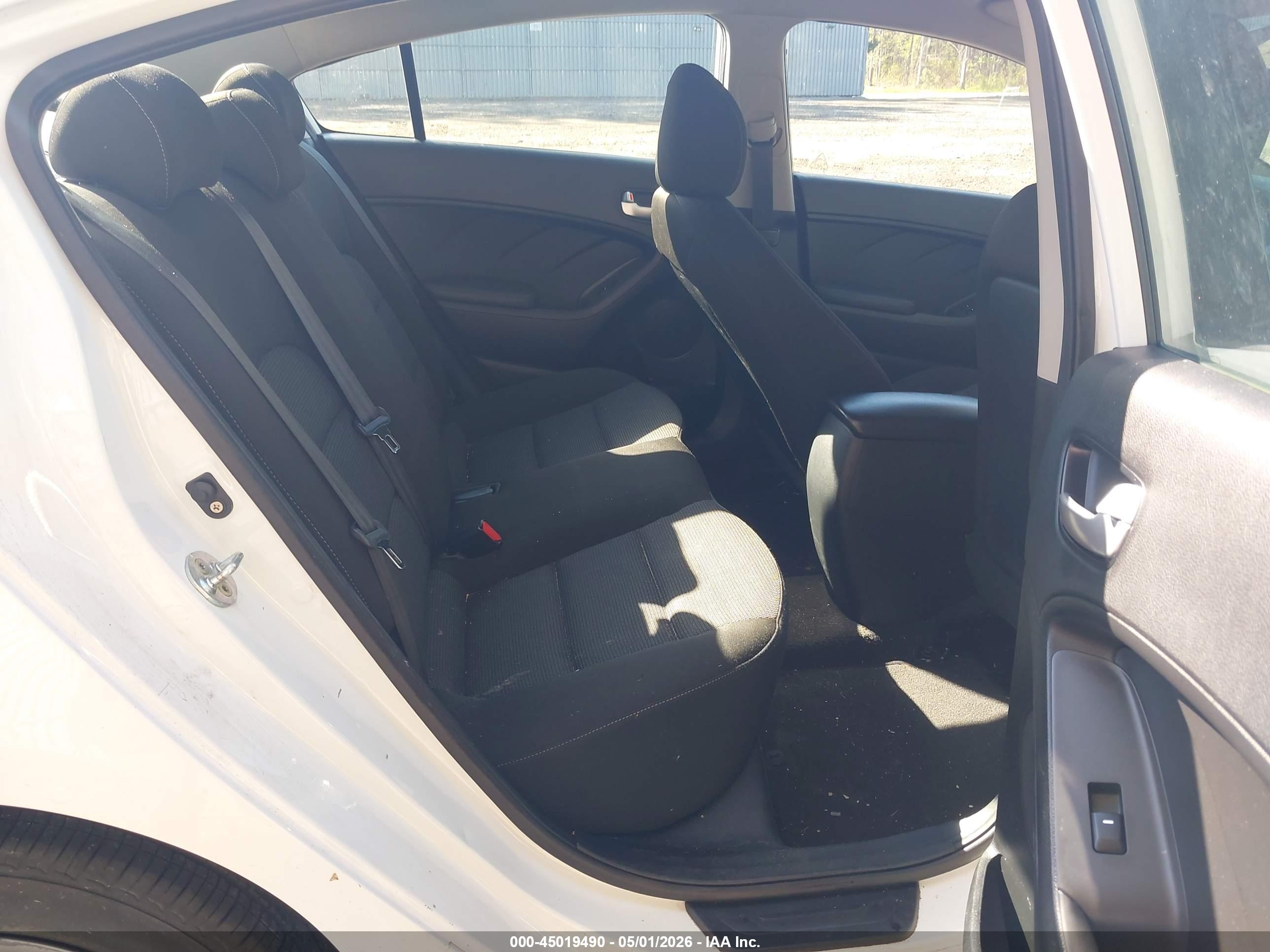 KIA FORTE image 8