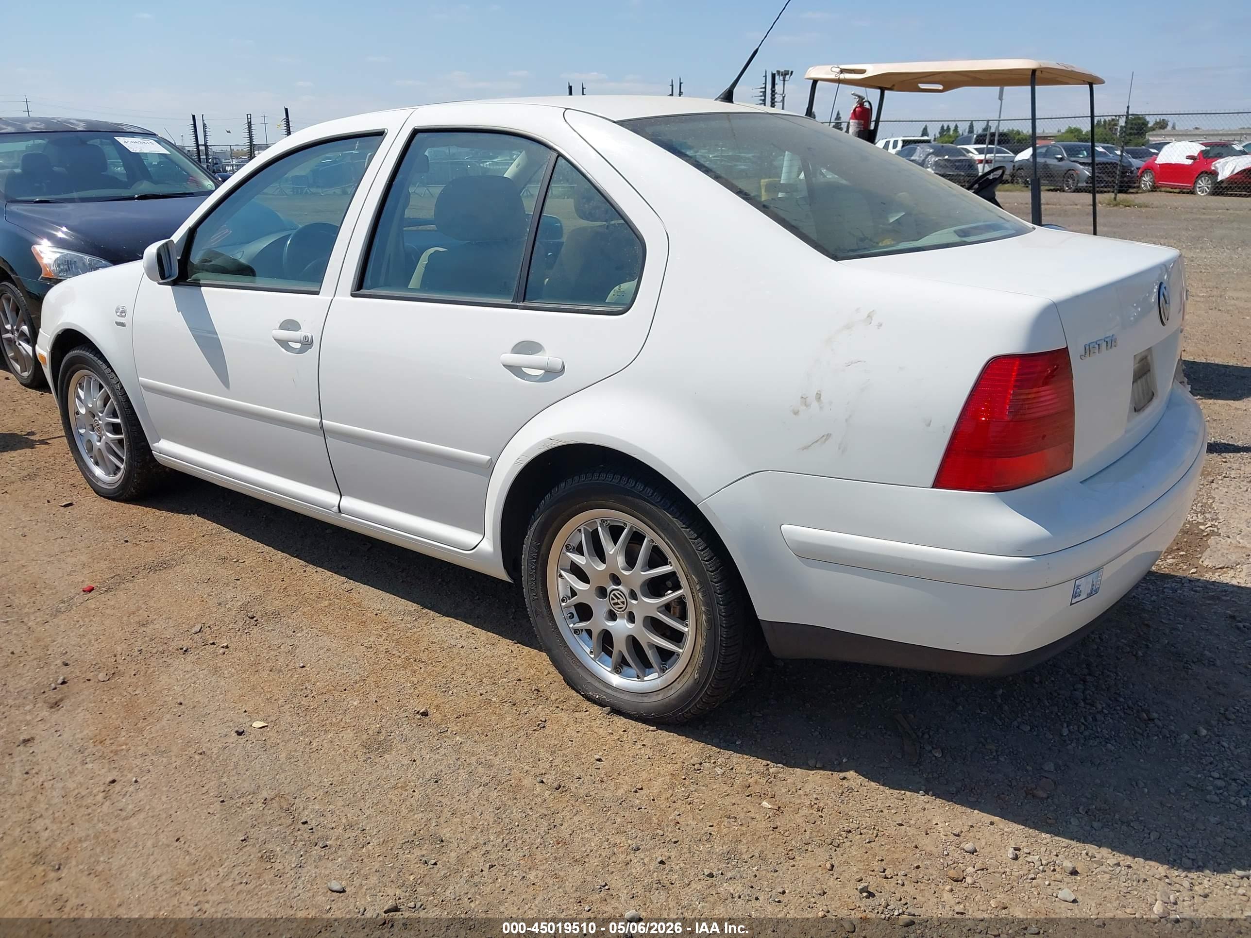 VOLKSWAGEN JETTA image 3