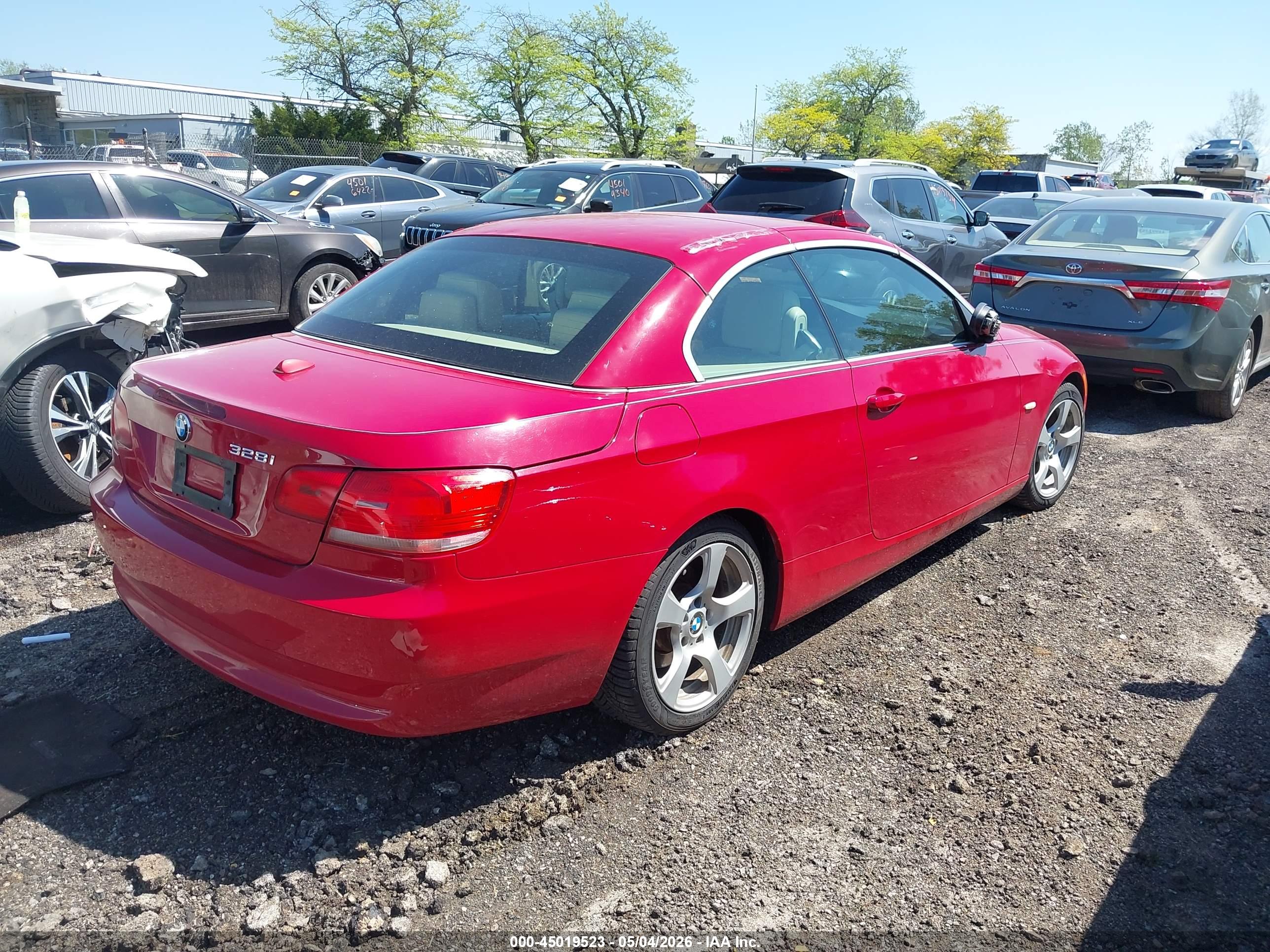 BMW 328I image 4