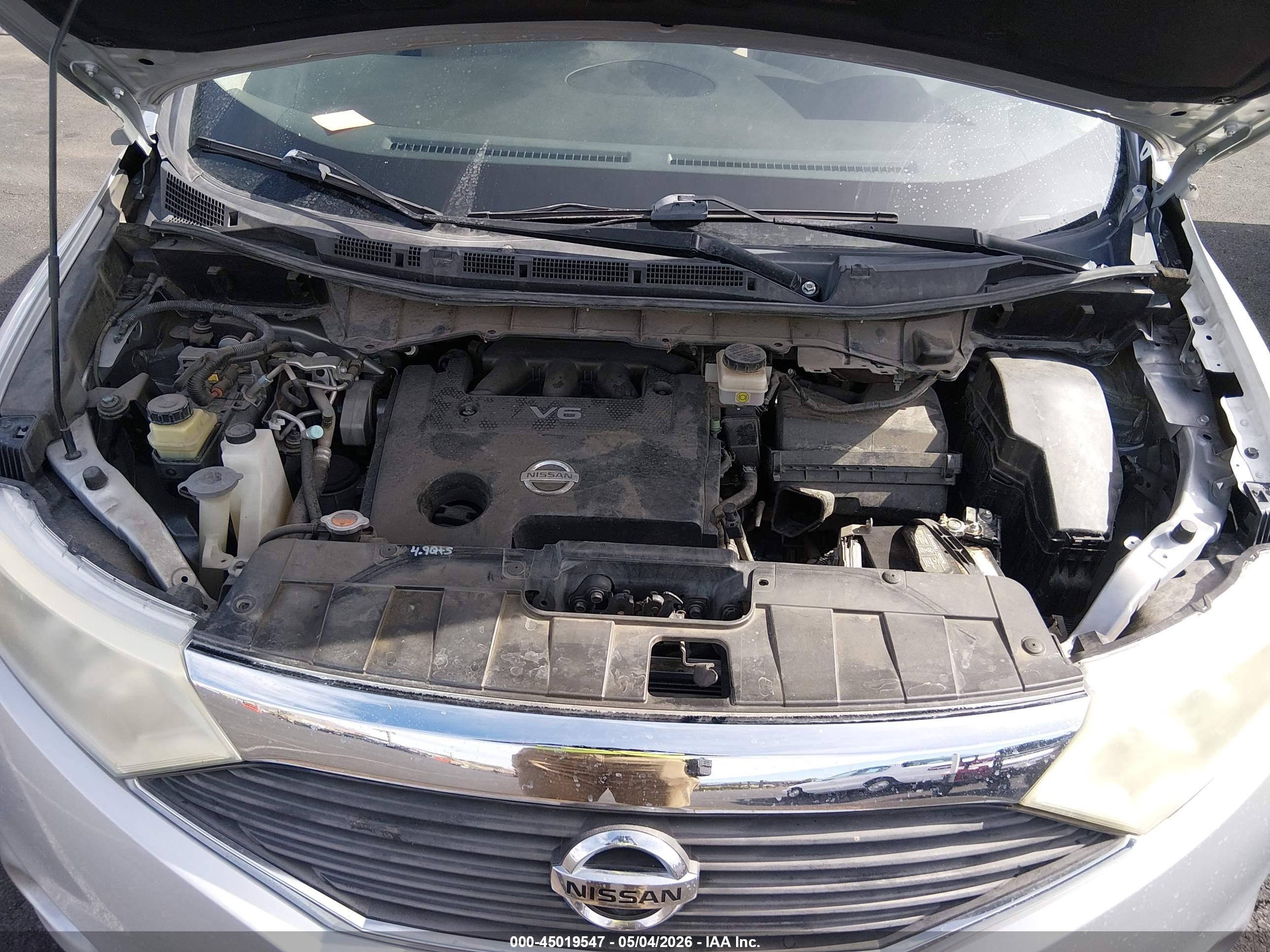 NISSAN QUEST image 10