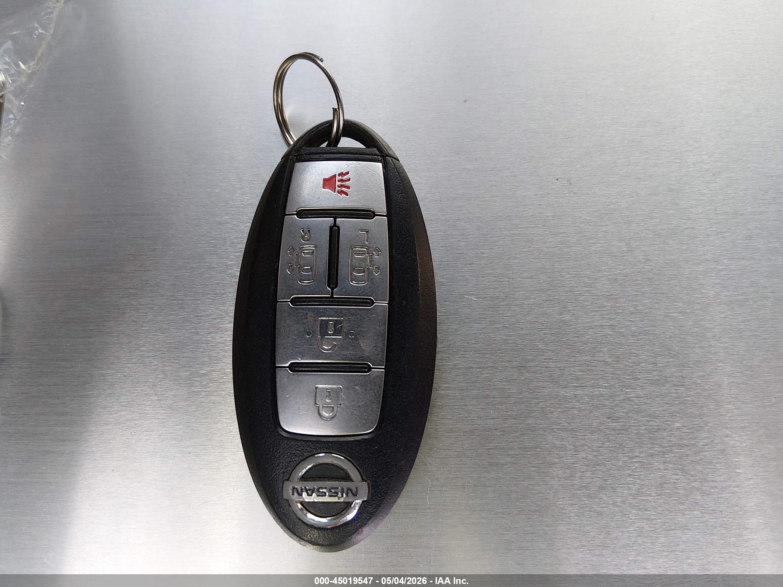 NISSAN QUEST image 11