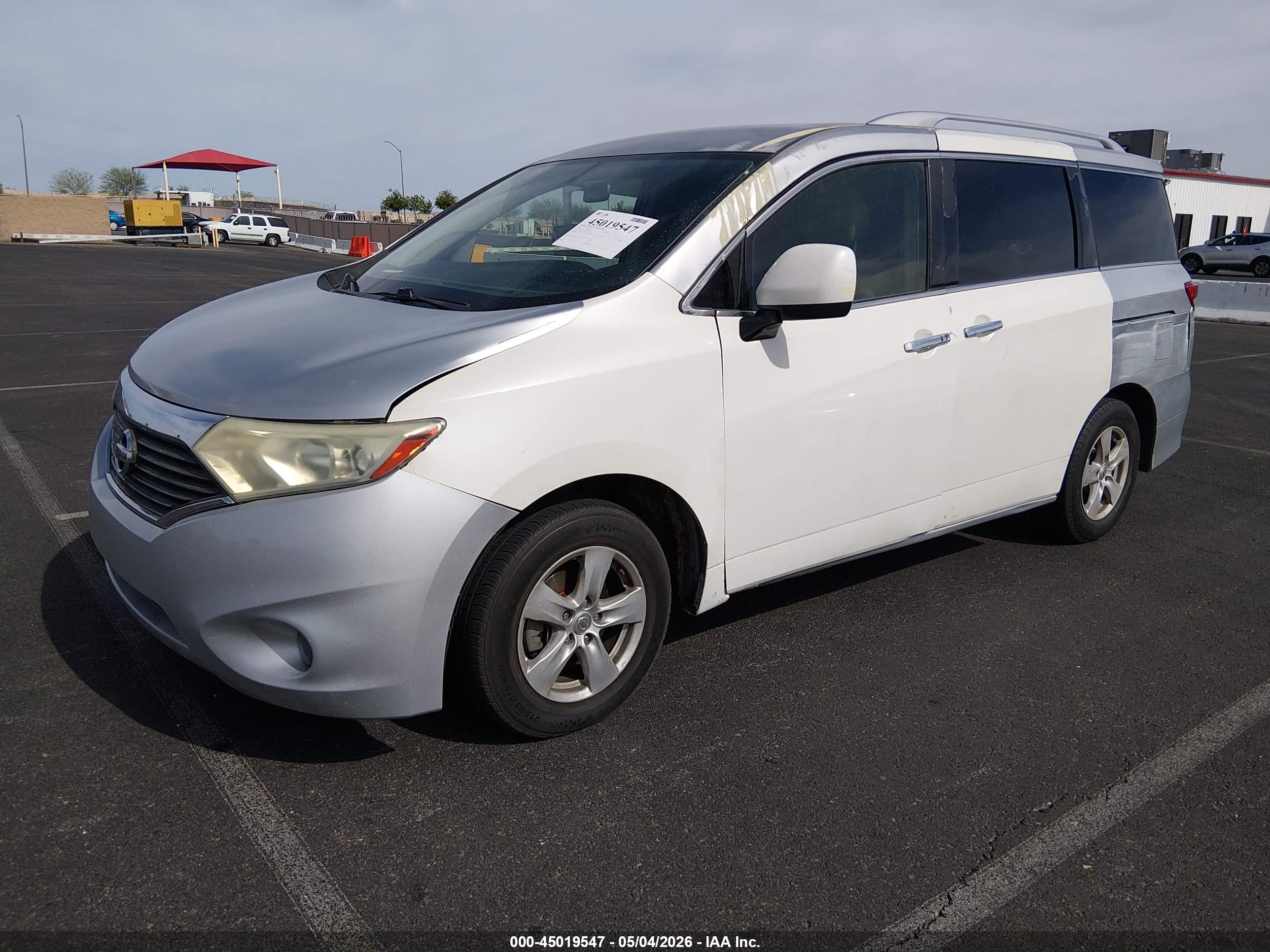 NISSAN QUEST image 2