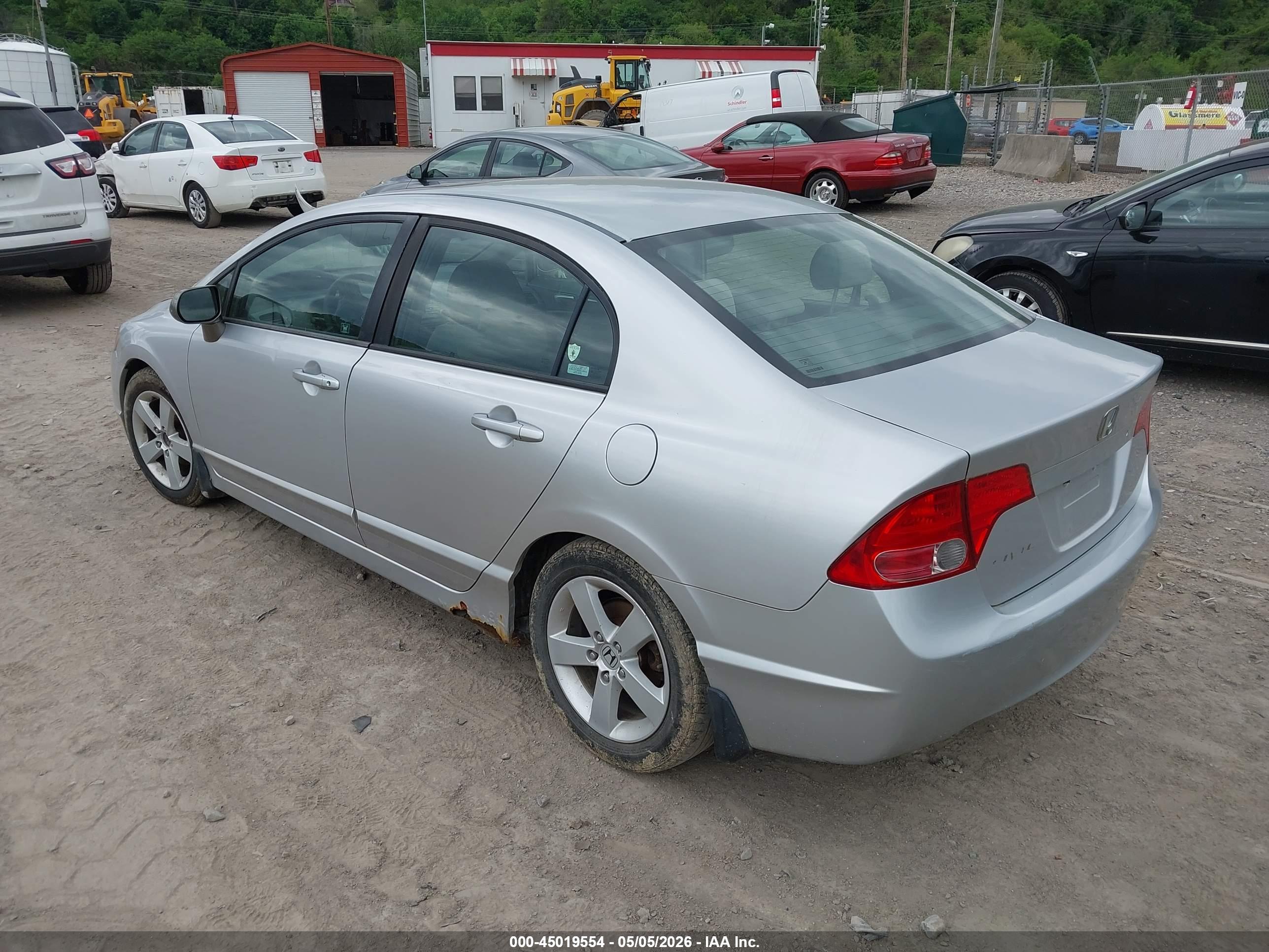 HONDA CIVIC image 3
