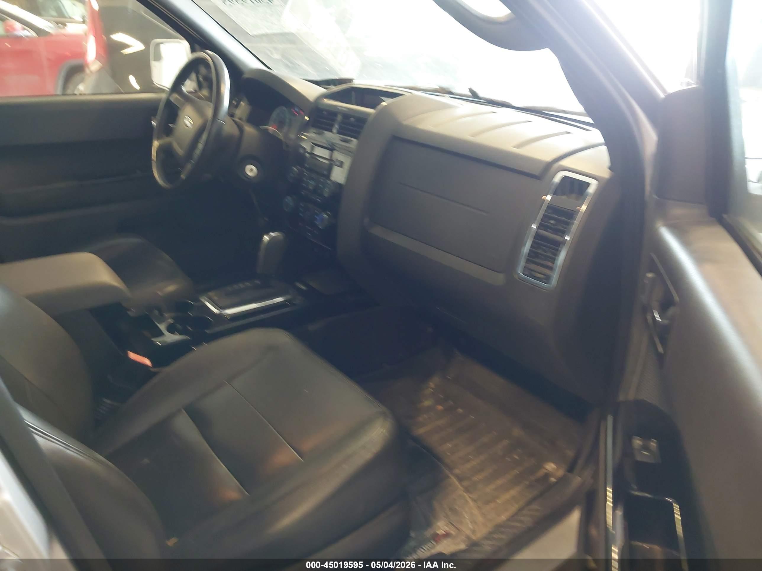 FORD ESCAPE image 5