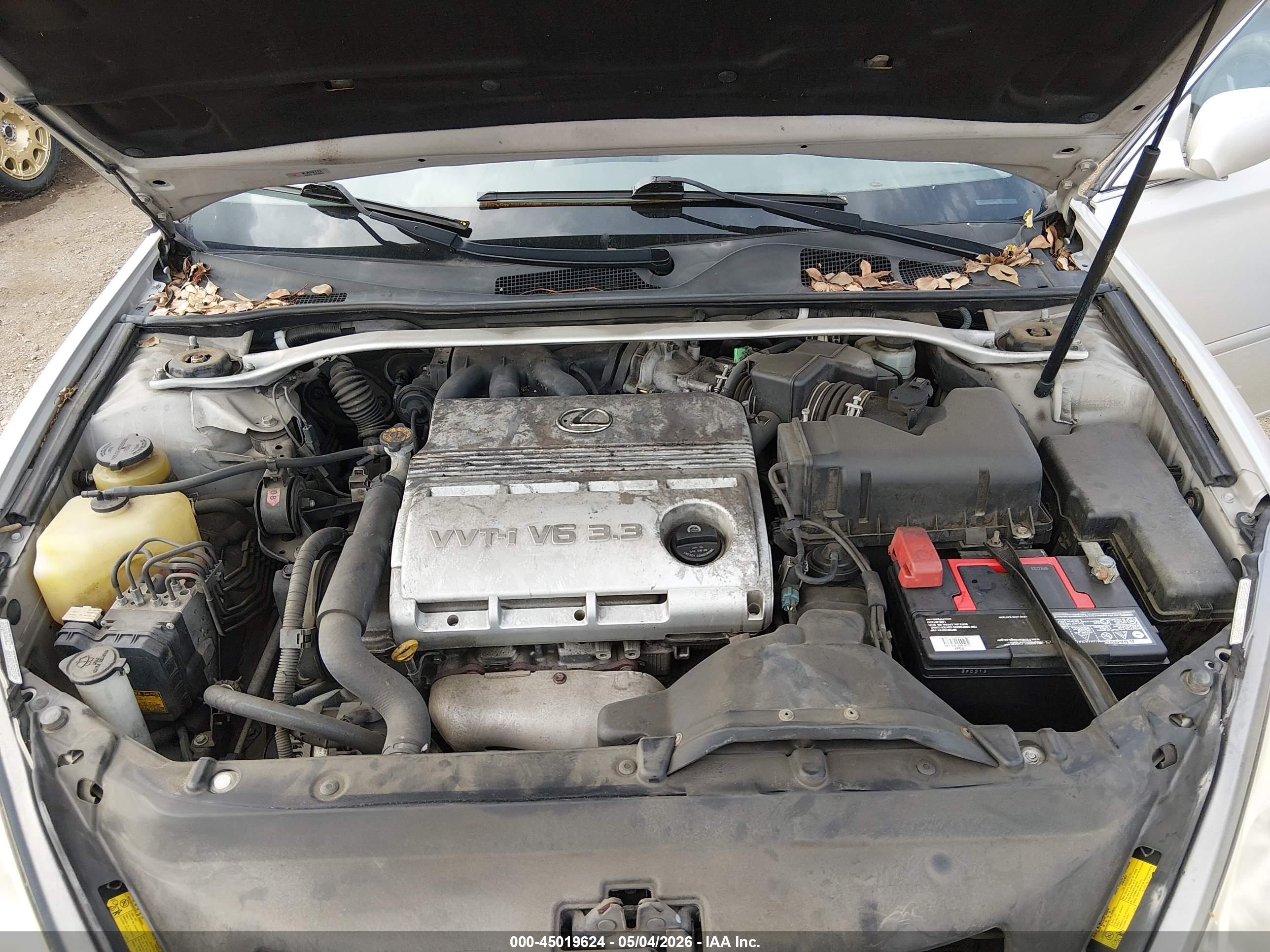 LEXUS ES image 10