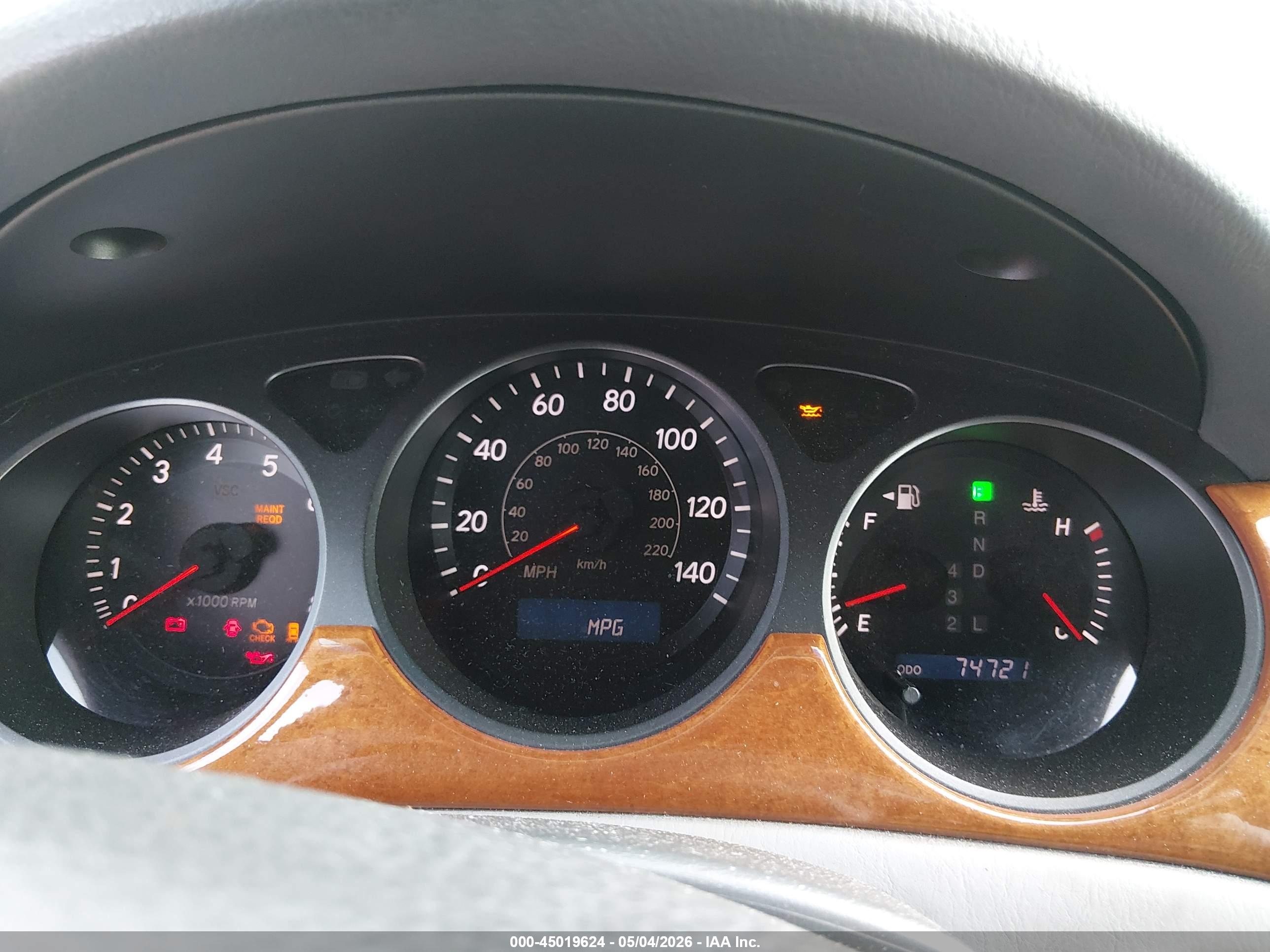 LEXUS ES image 7