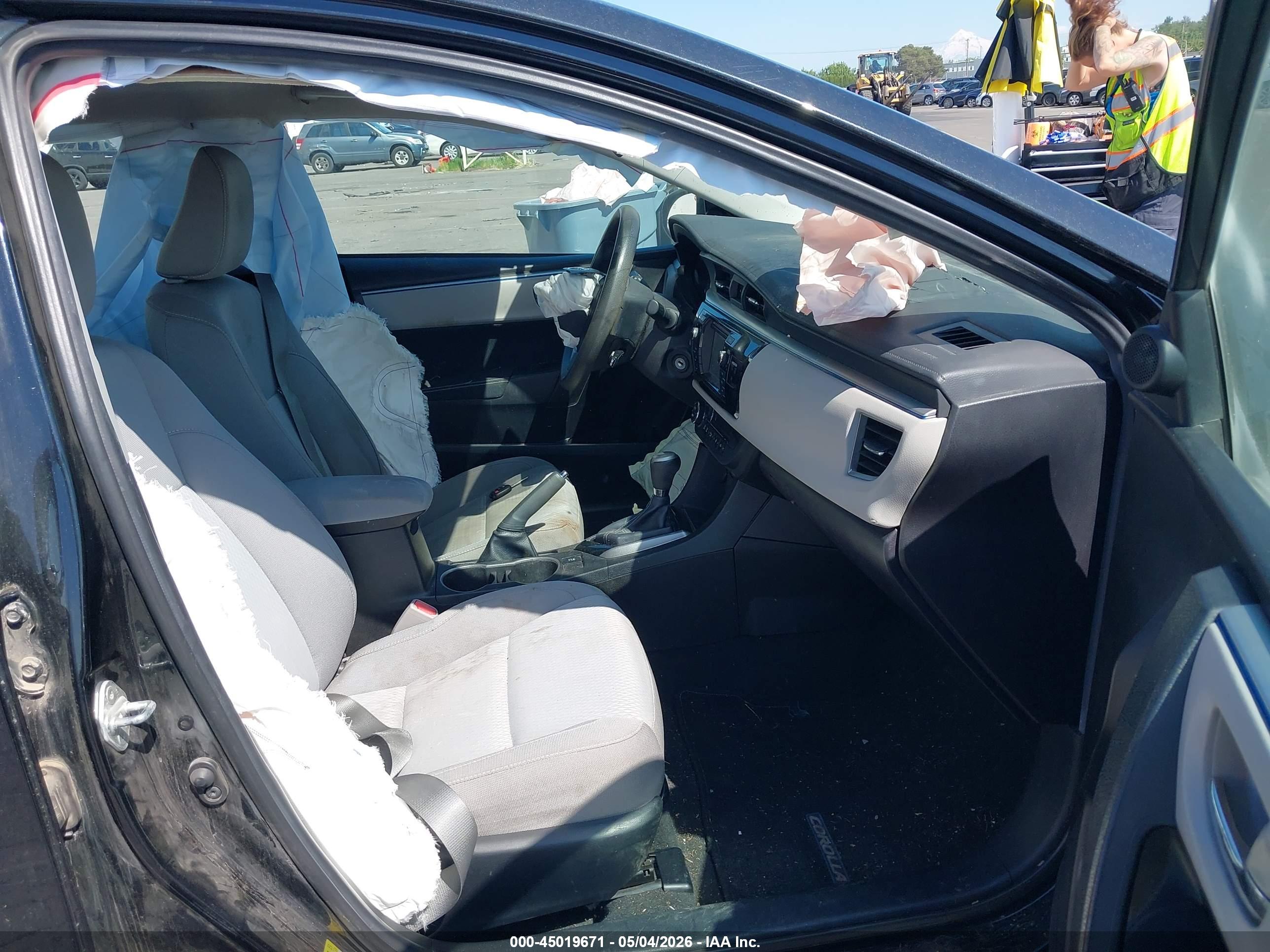 TOYOTA COROLLA image 5
