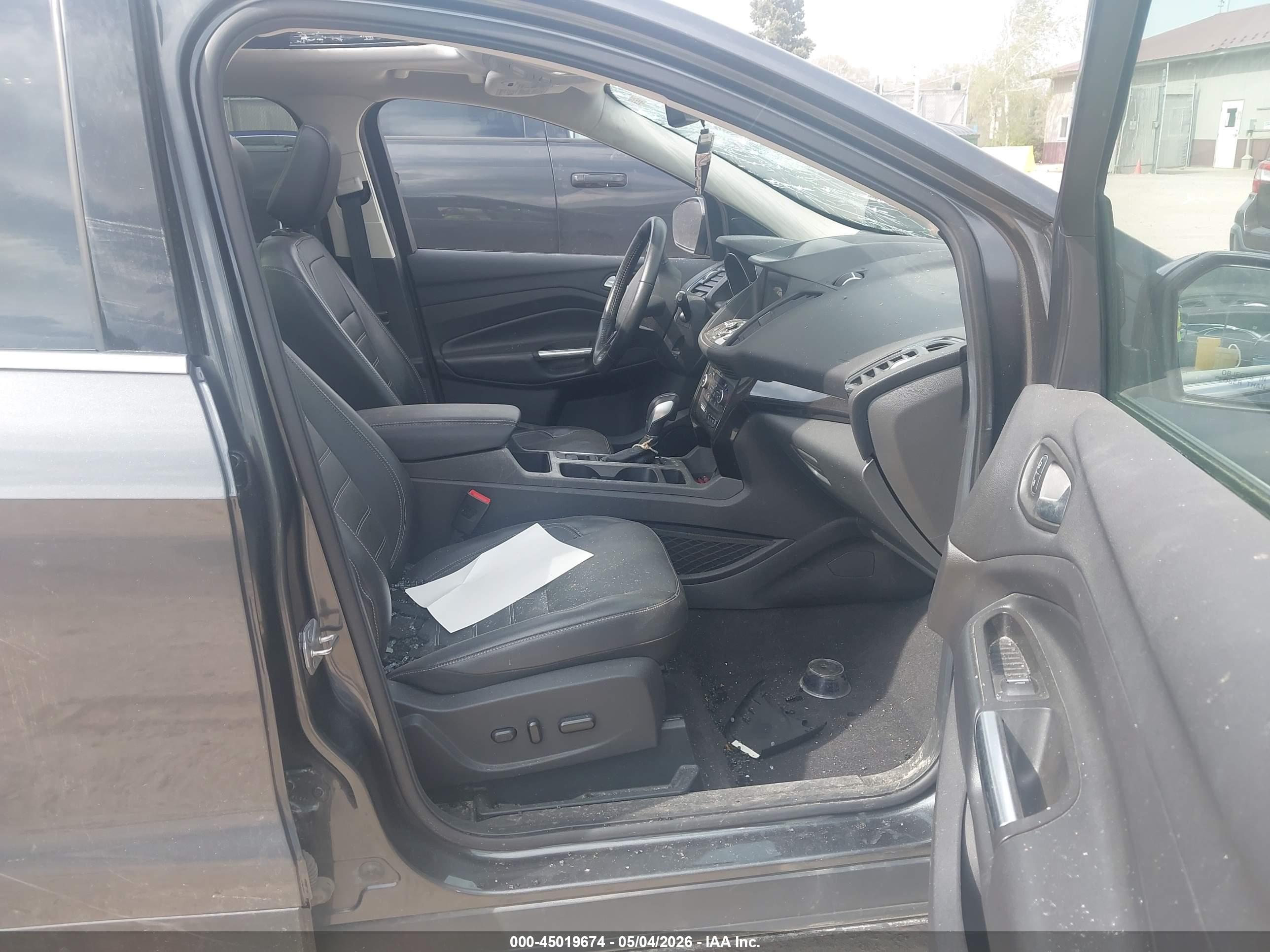 FORD ESCAPE image 5