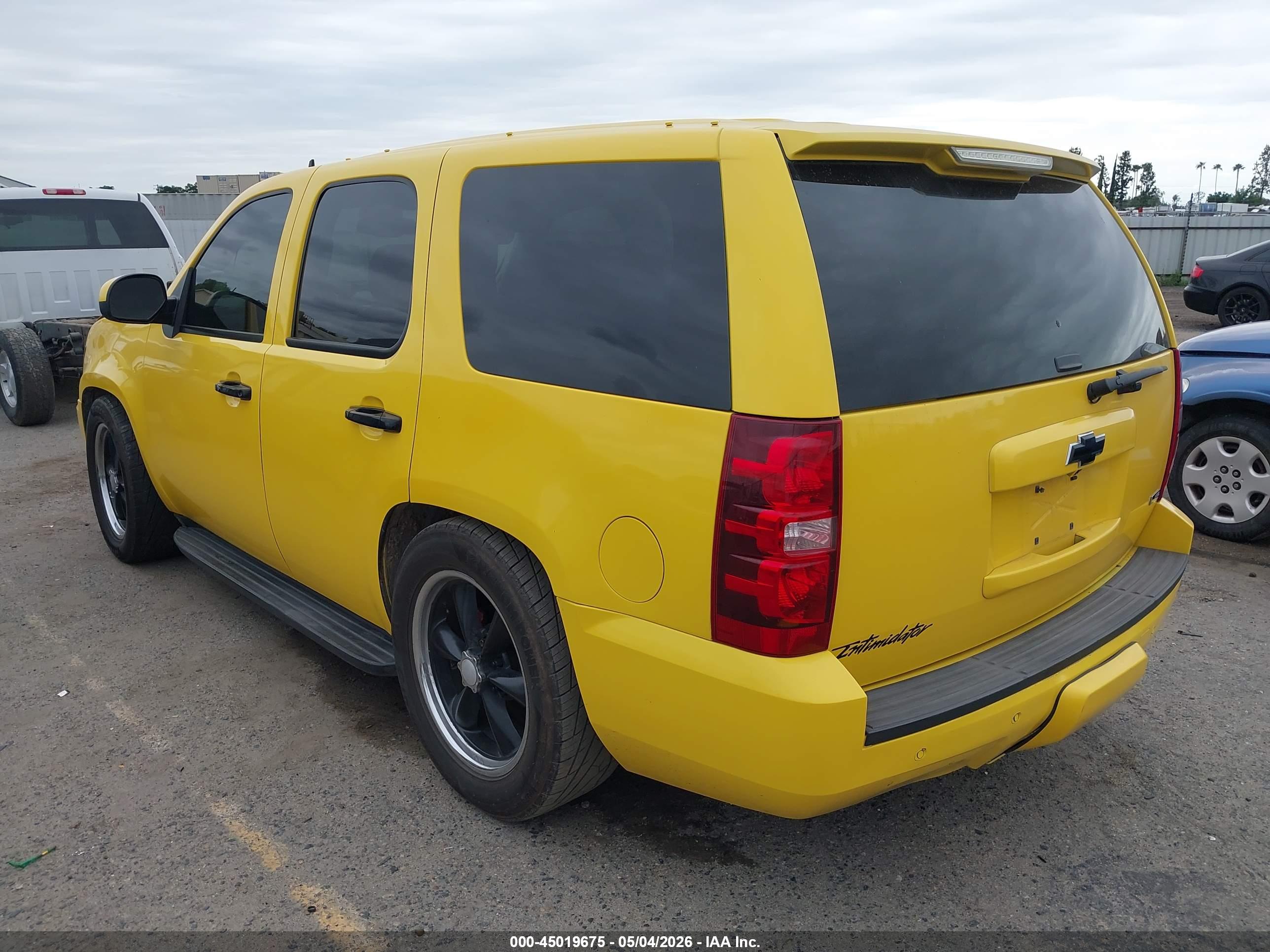 CHEVROLET TAHOE image 3