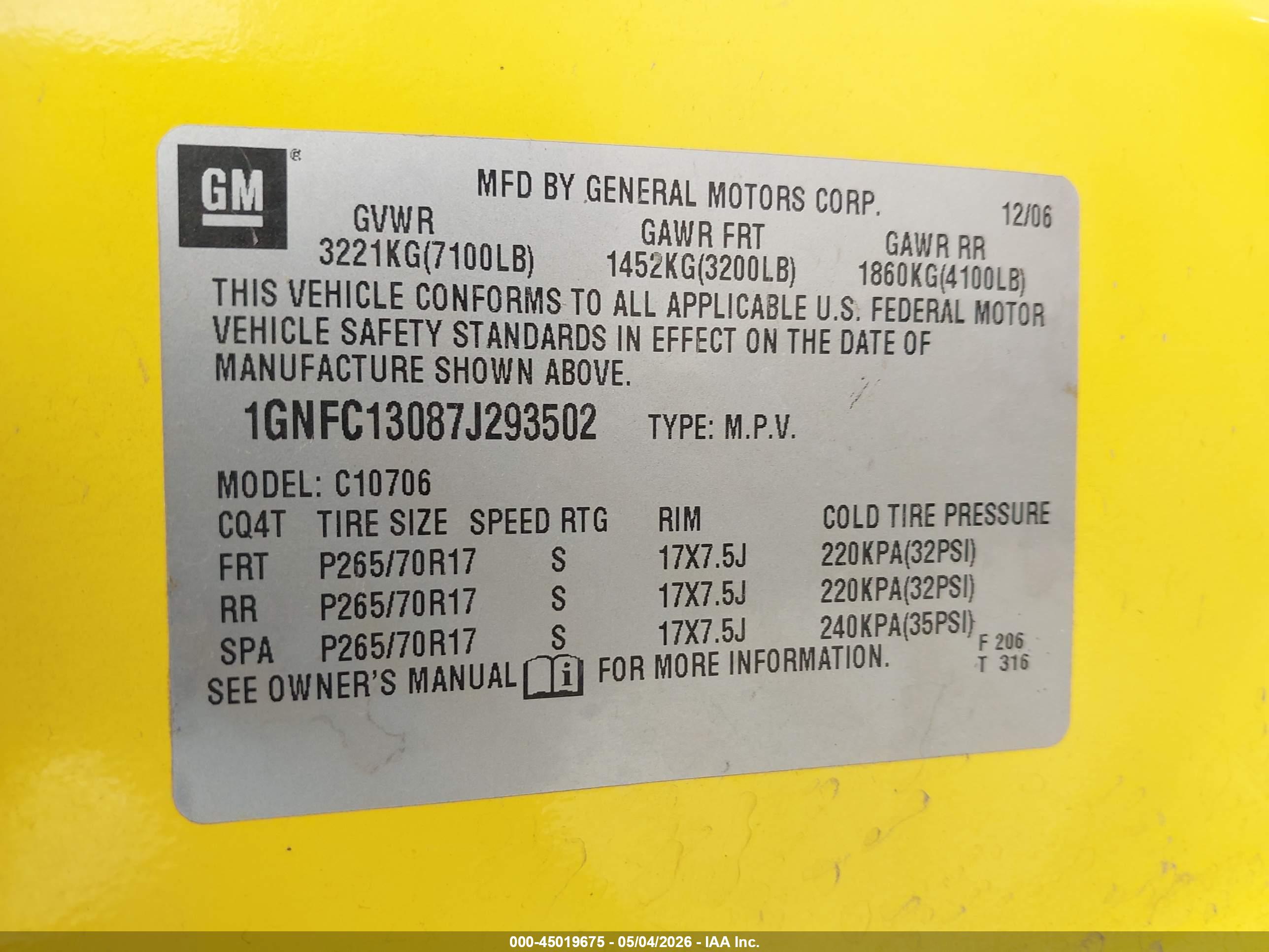 CHEVROLET TAHOE image 9