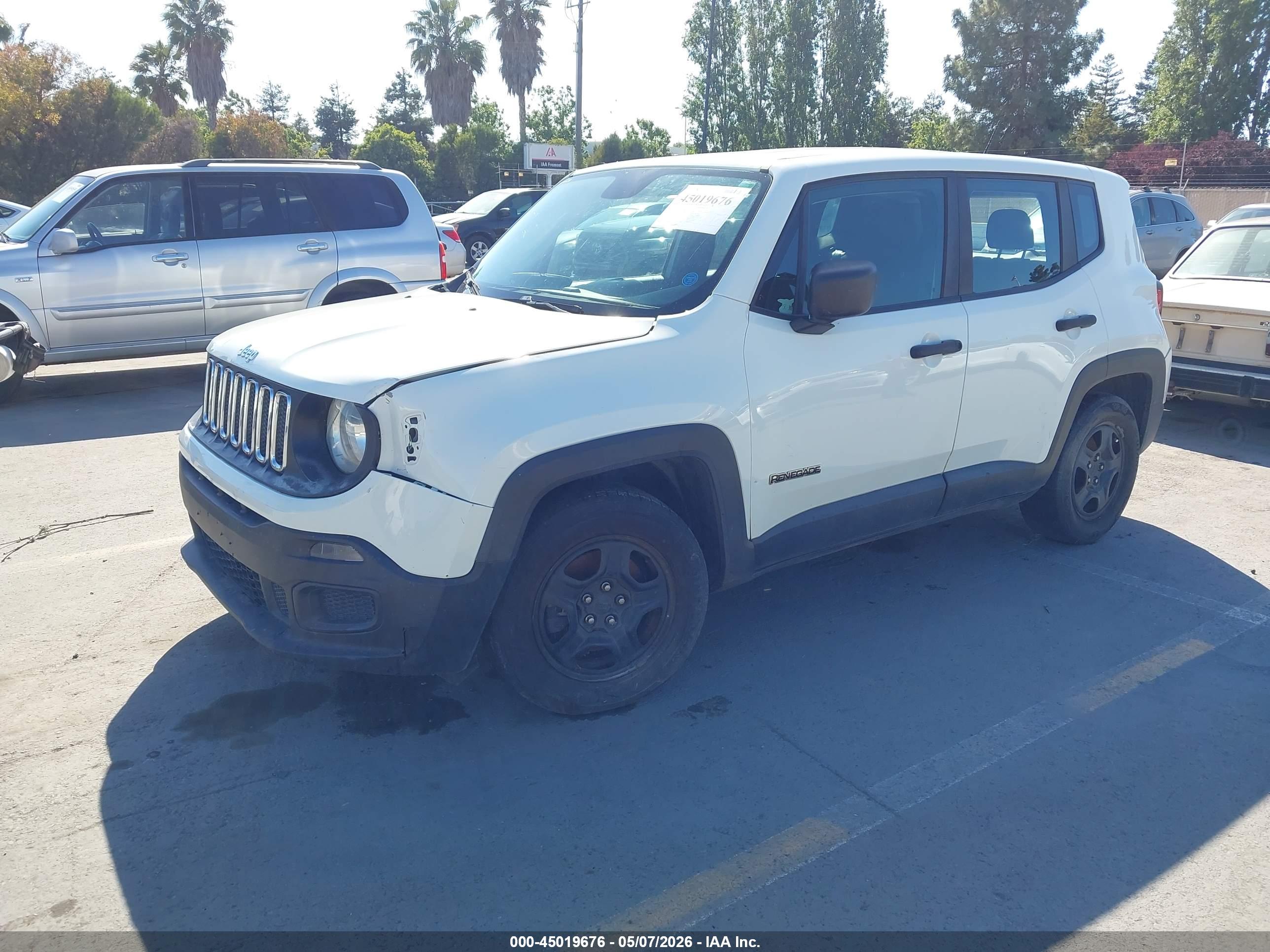 JEEP RENEGADE image 2