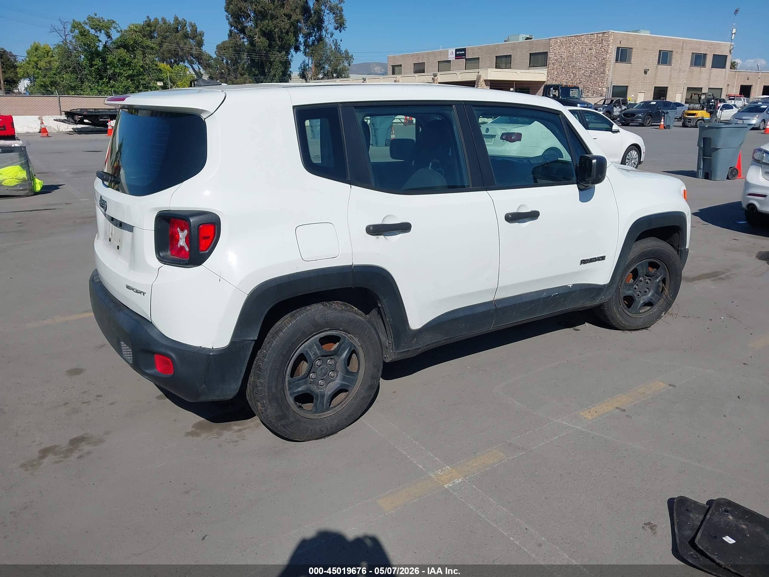 JEEP RENEGADE image 4