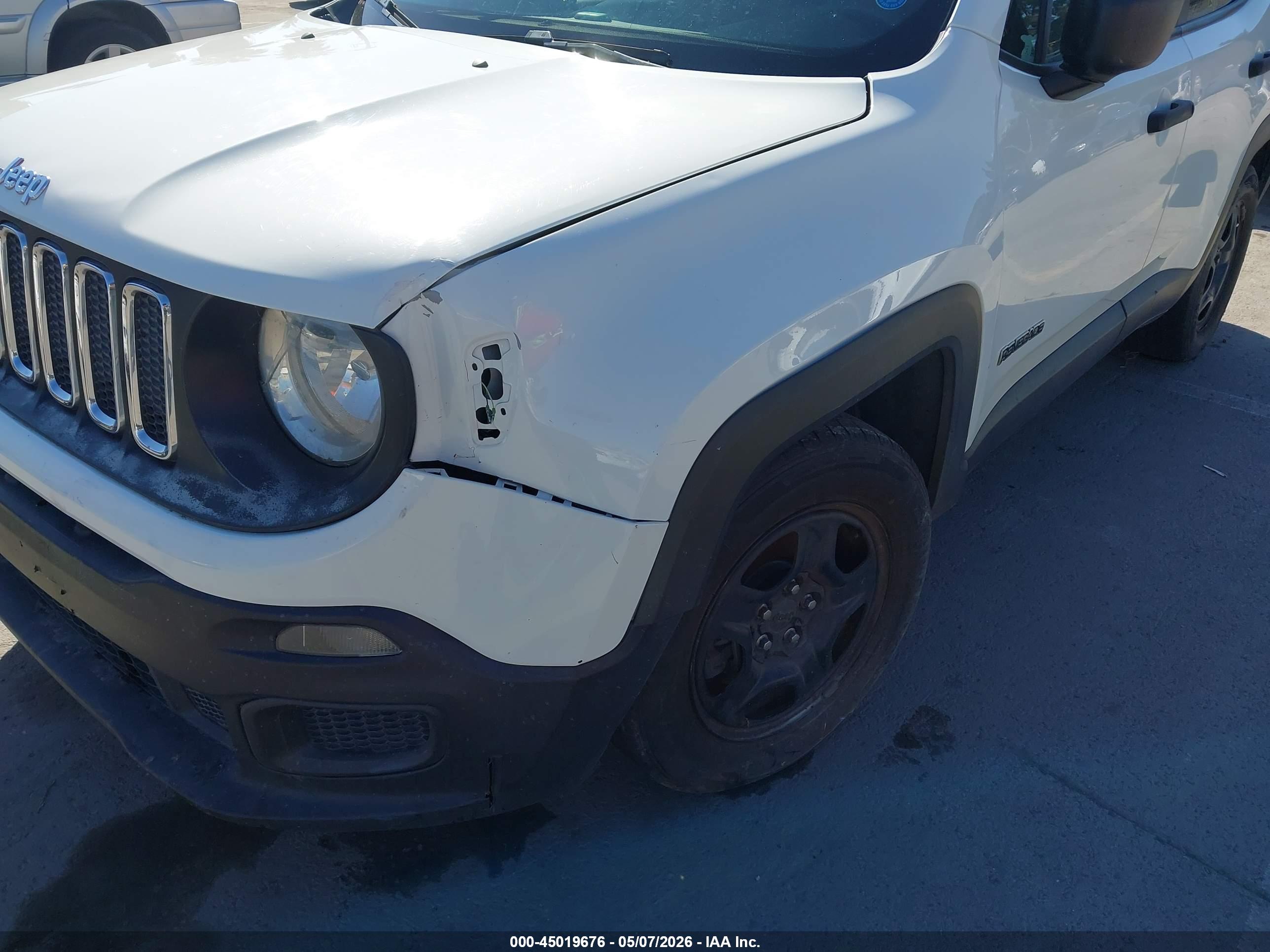 JEEP RENEGADE image 6