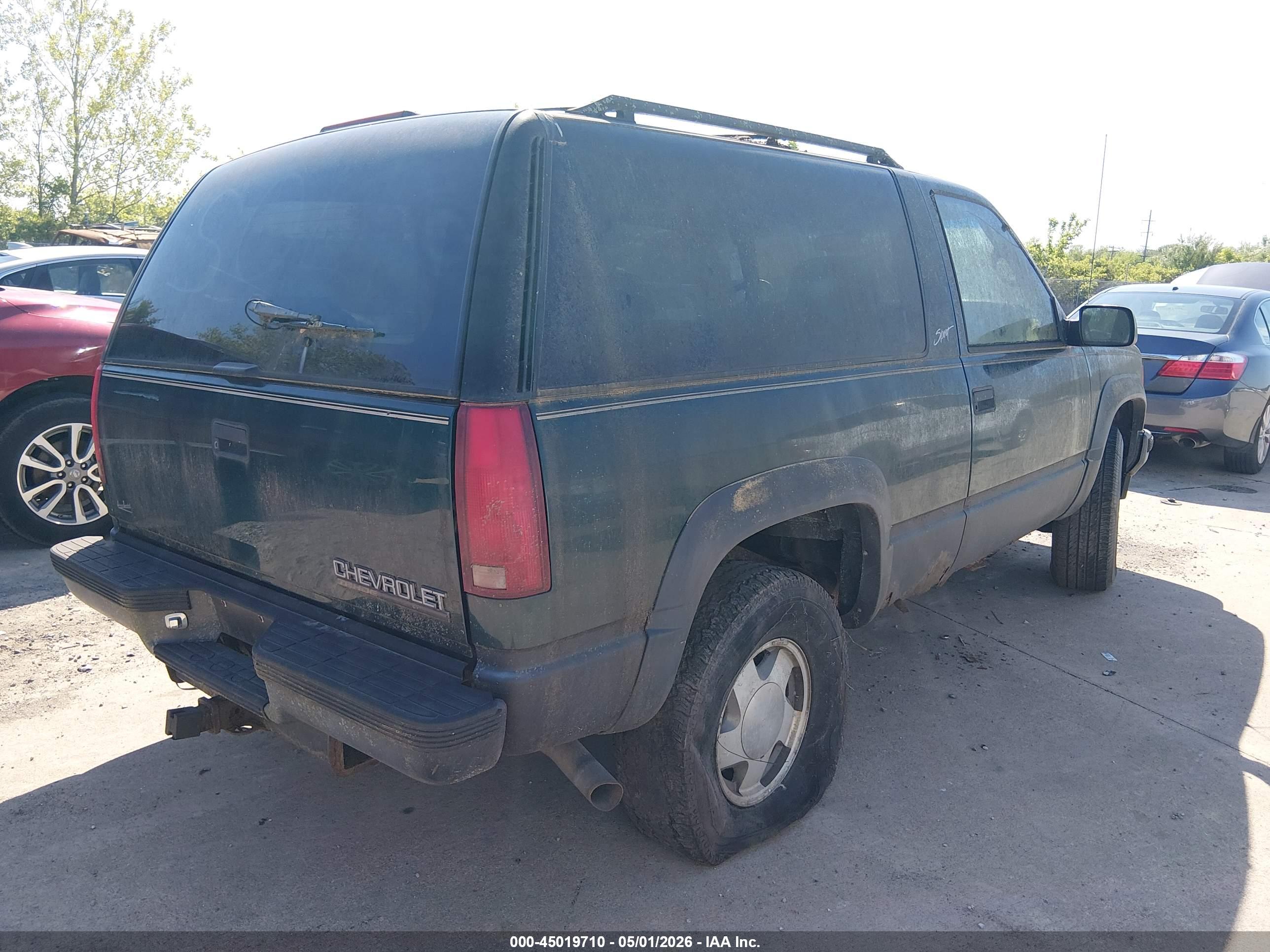 CHEVROLET TAHOE image 4