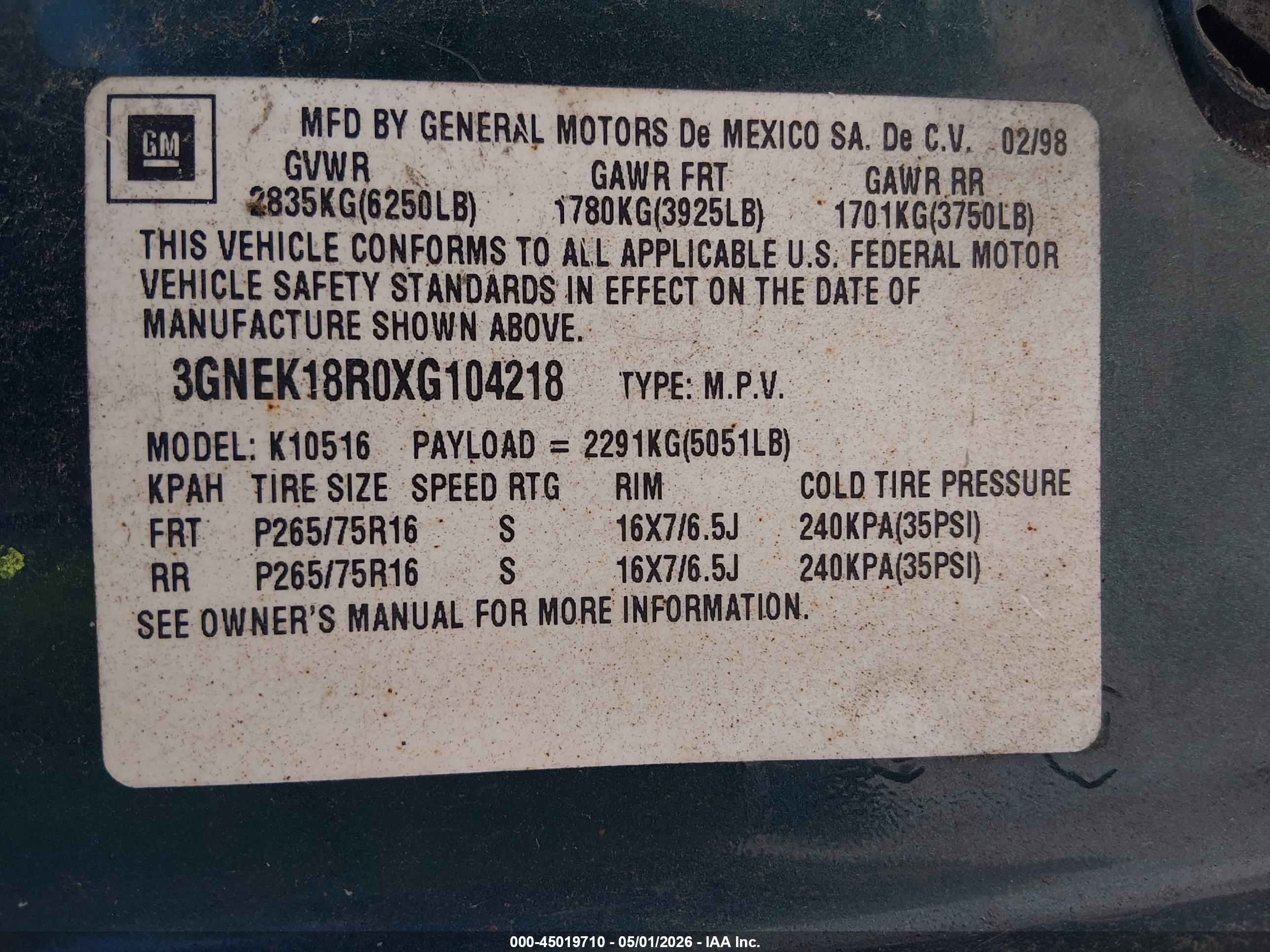 CHEVROLET TAHOE image 9