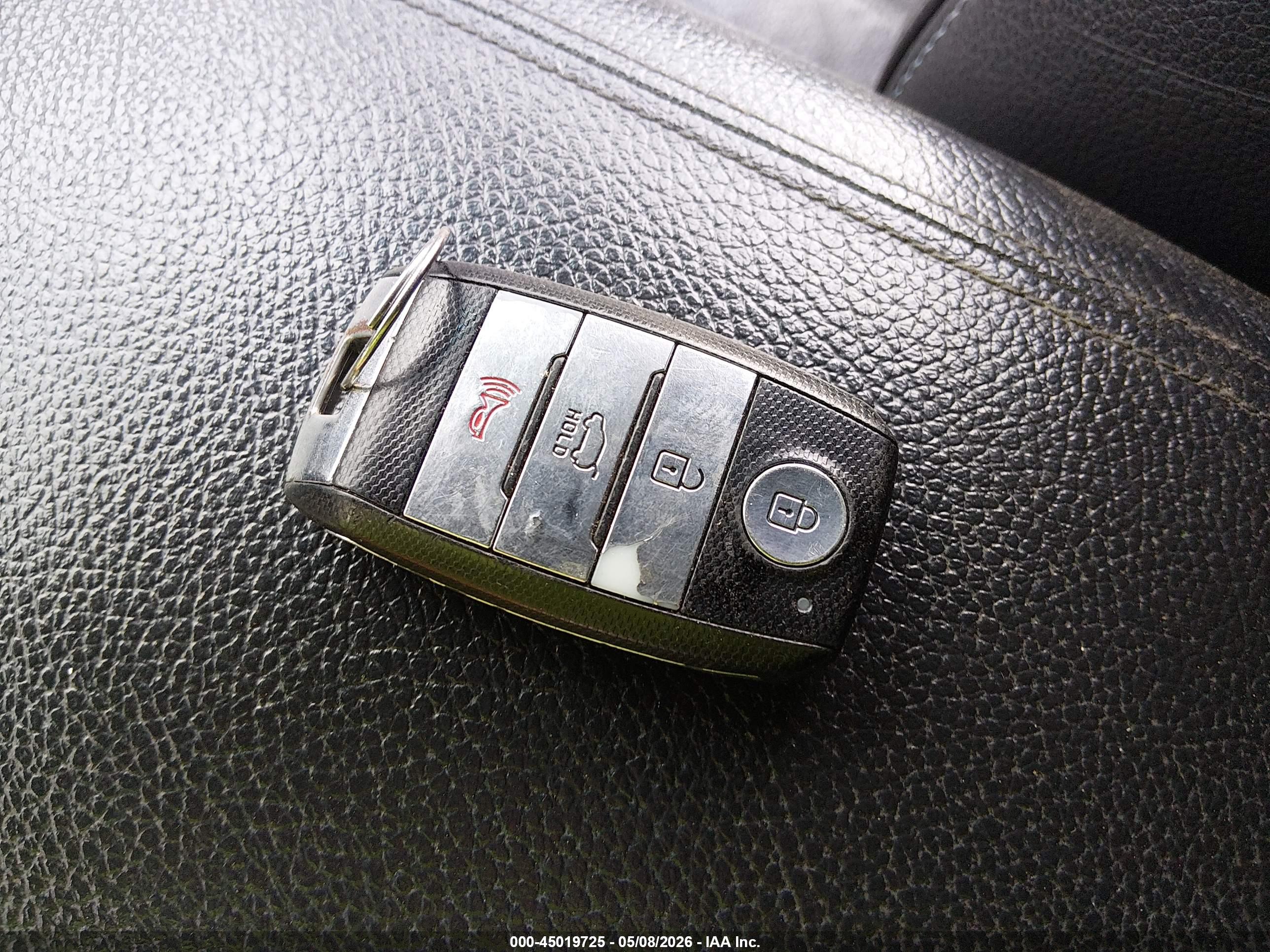 KIA SORENTO image 11