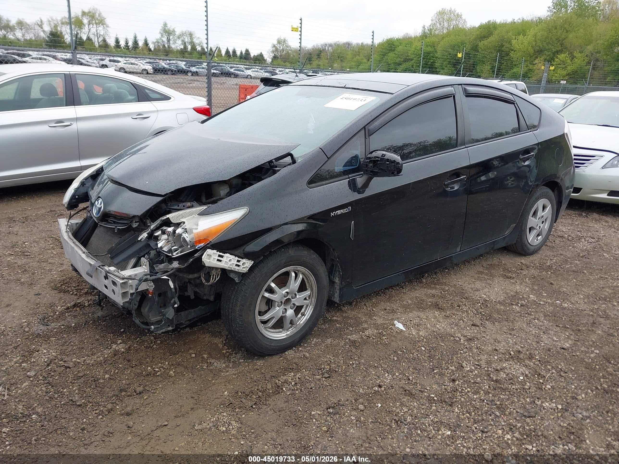 TOYOTA PRIUS image 2