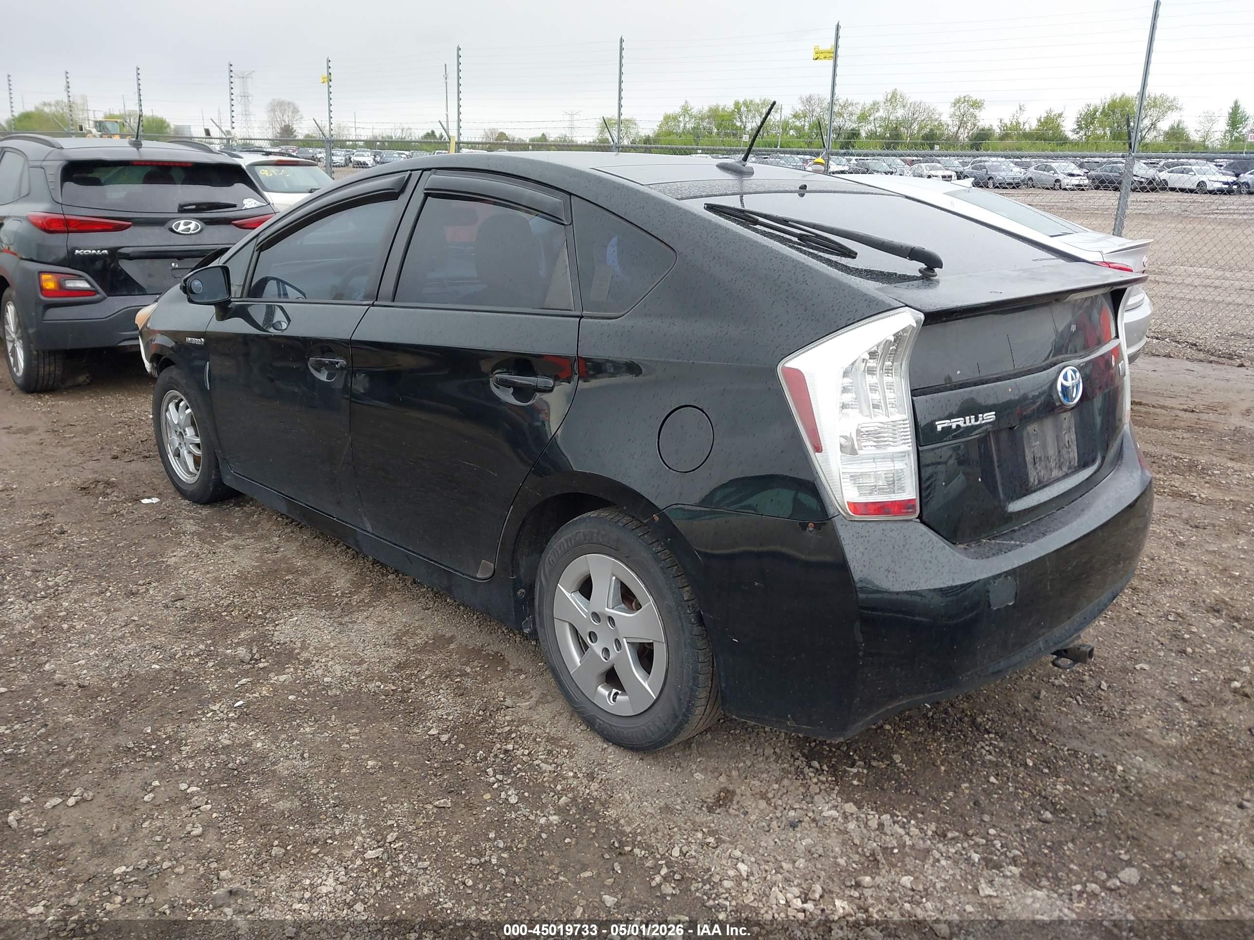 TOYOTA PRIUS image 3