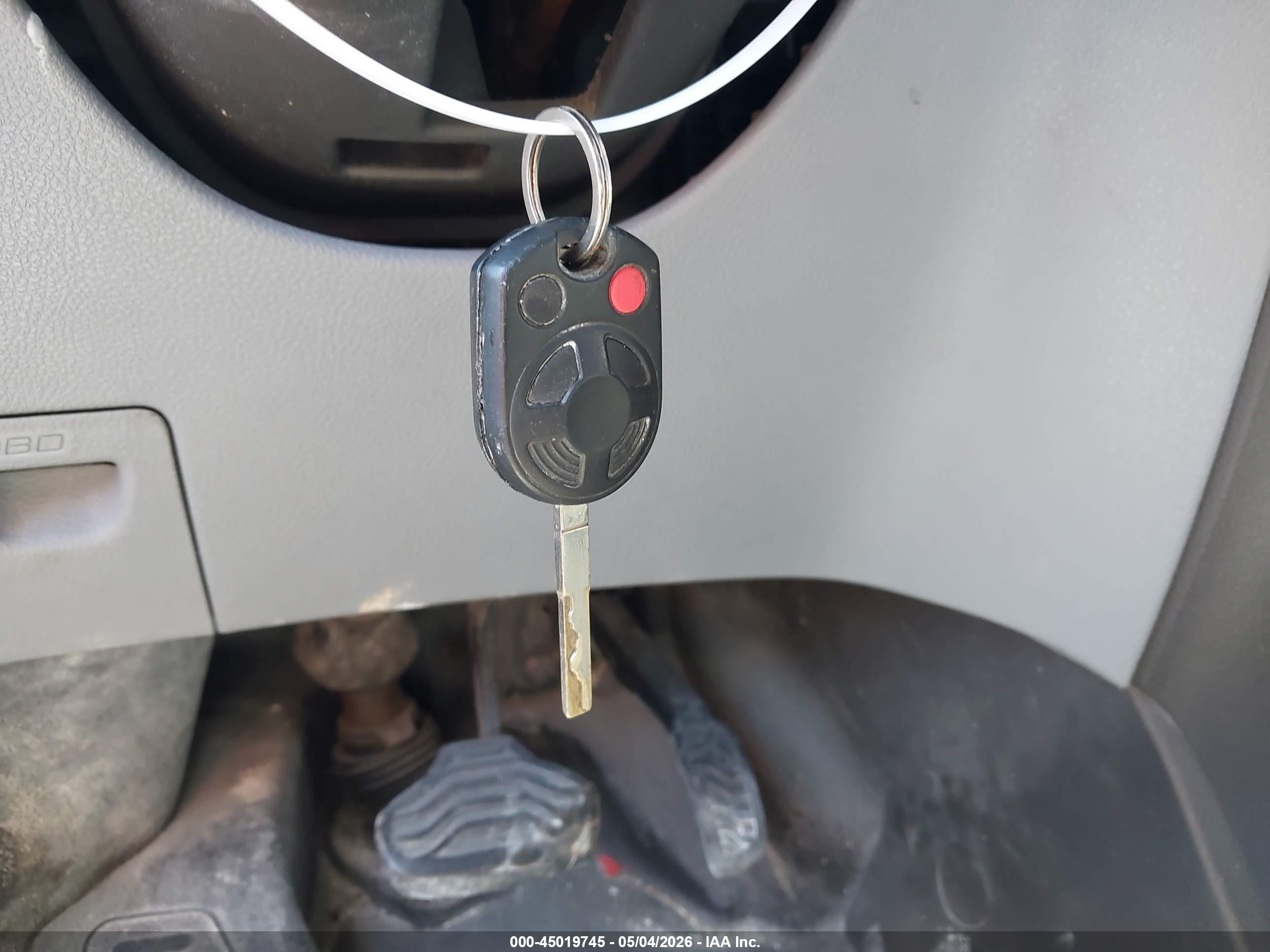 FORD TRANSIT-250 image 11
