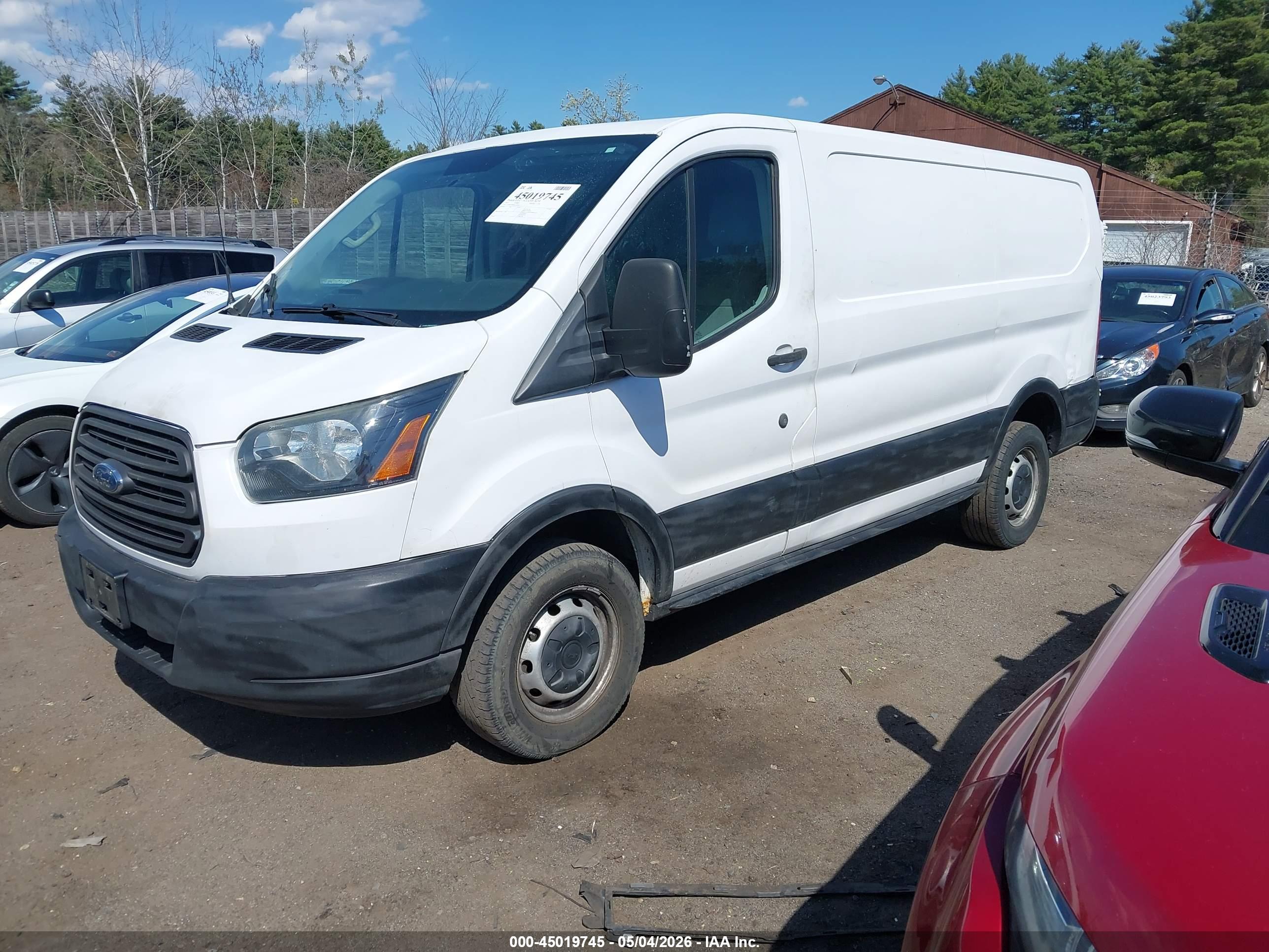 FORD TRANSIT-250 image 2