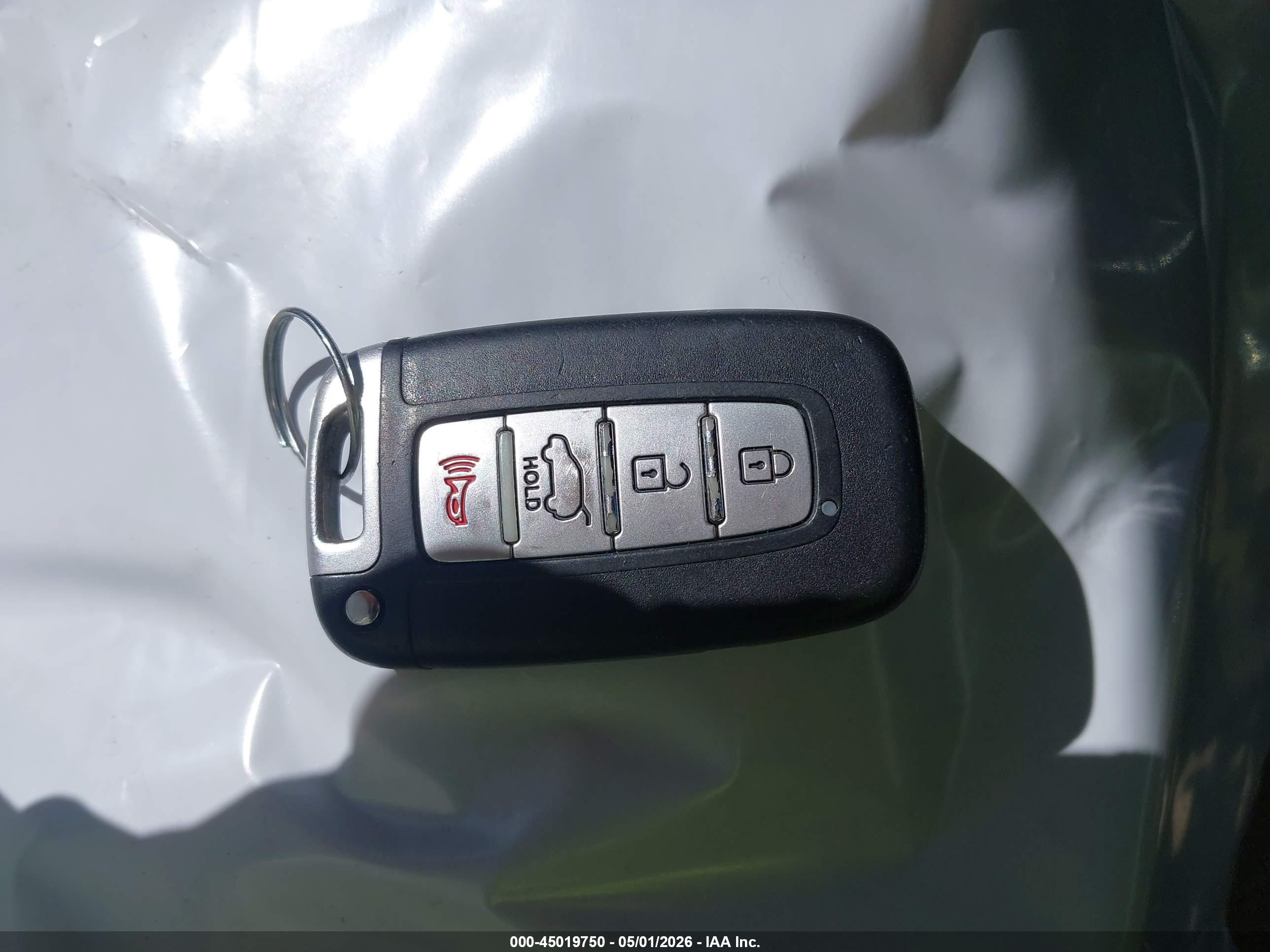 KIA SORENTO image 11