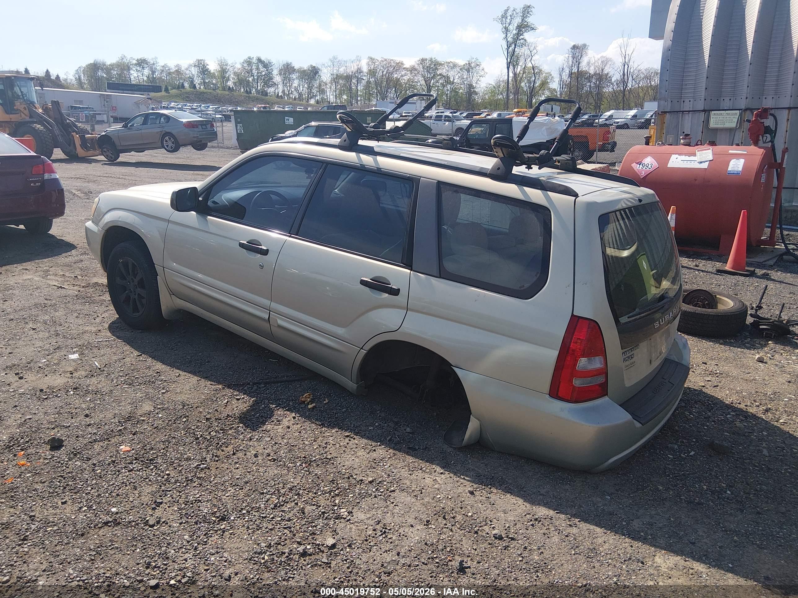SUBARU FORESTER image 3