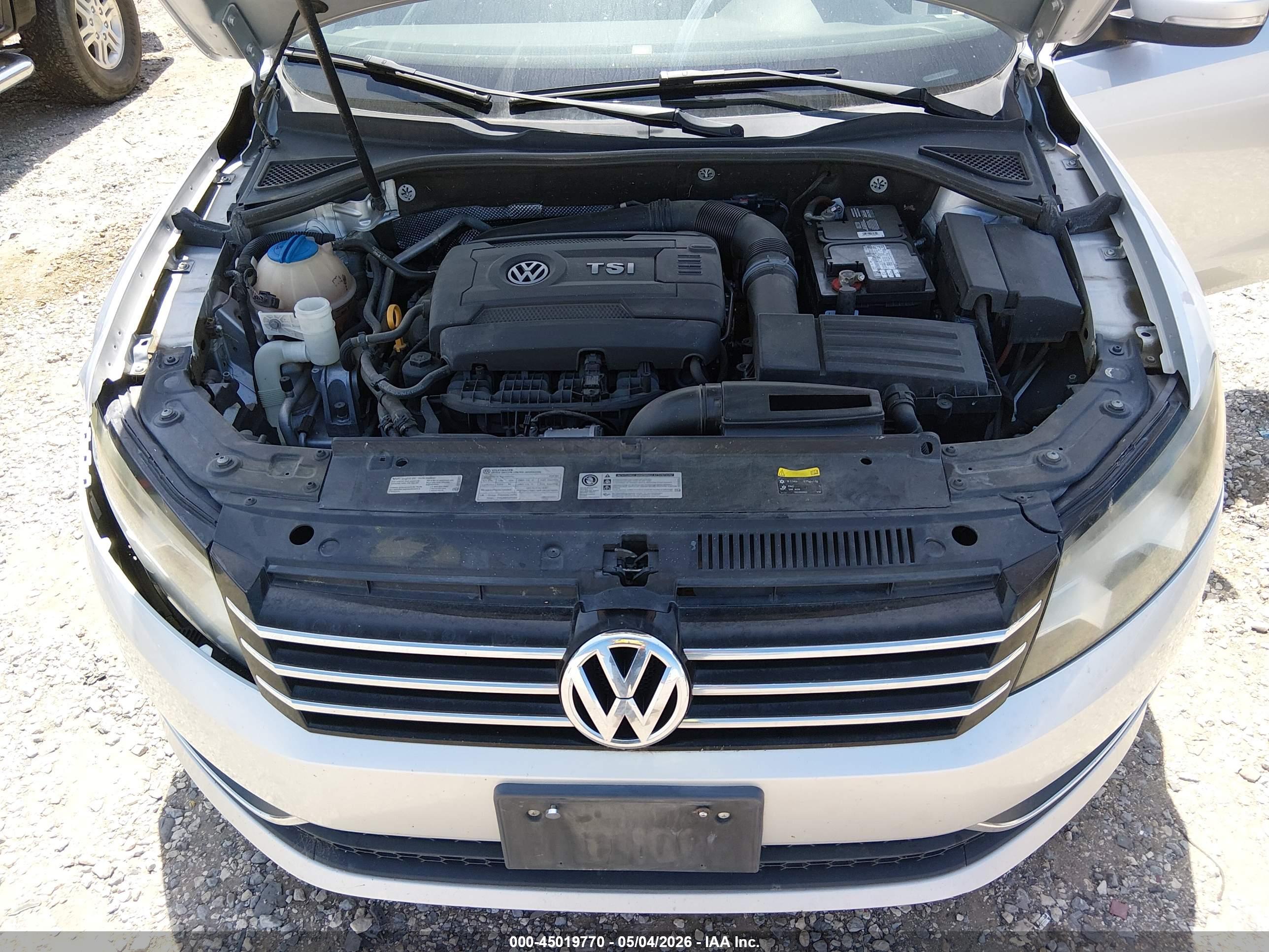 VOLKSWAGEN PASSAT image 10