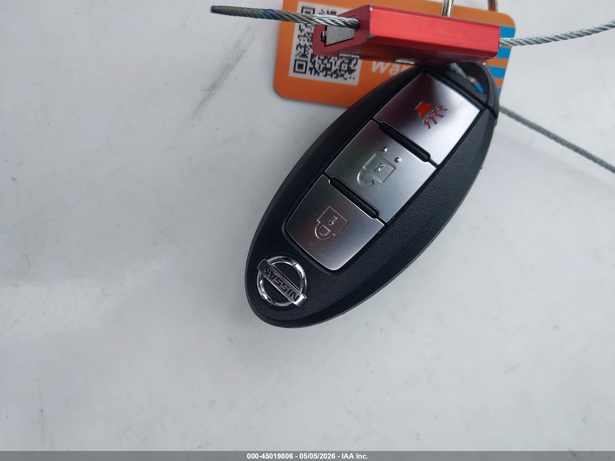 NISSAN ROGUE image 11