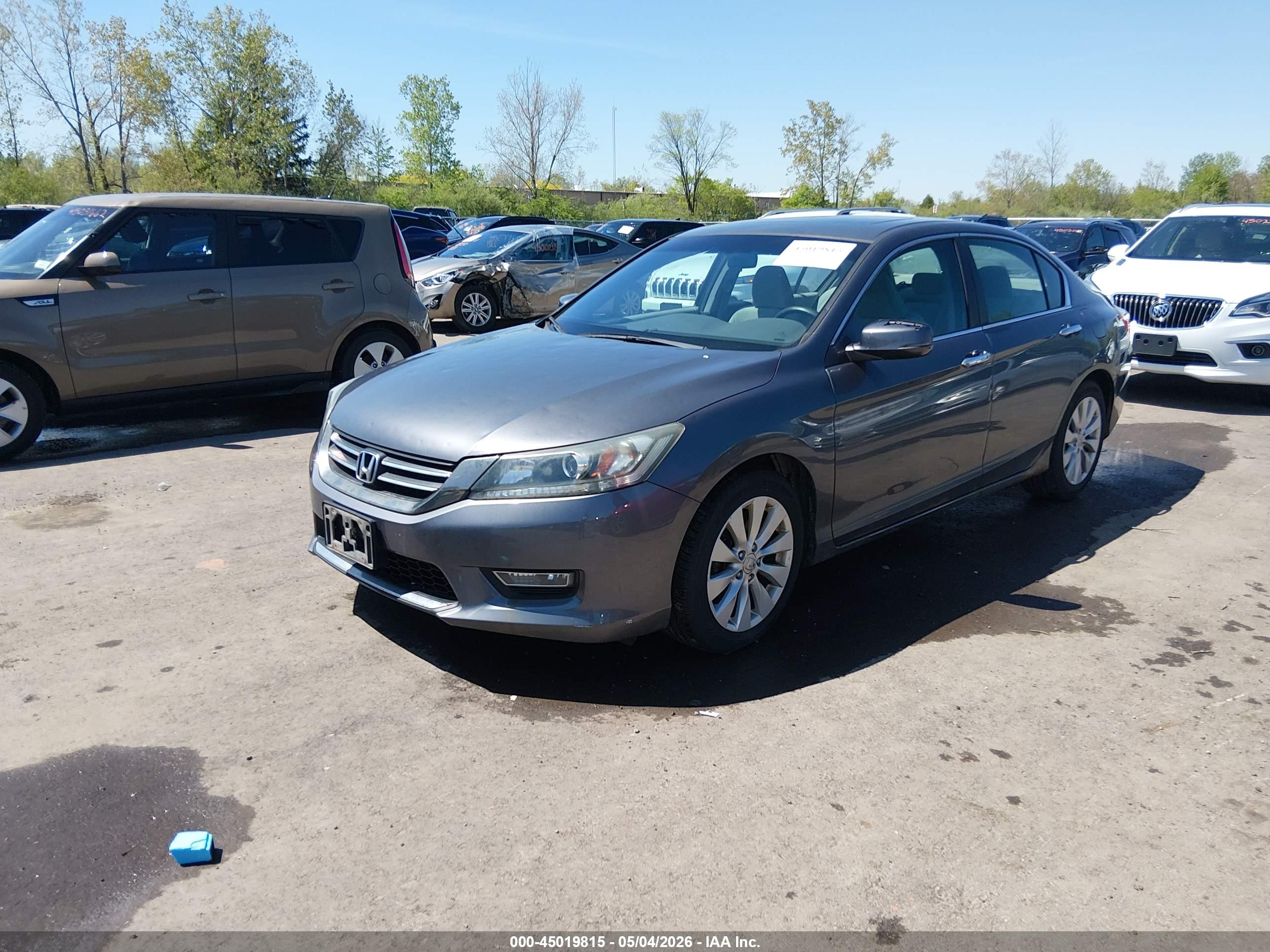 HONDA ACCORD image 2