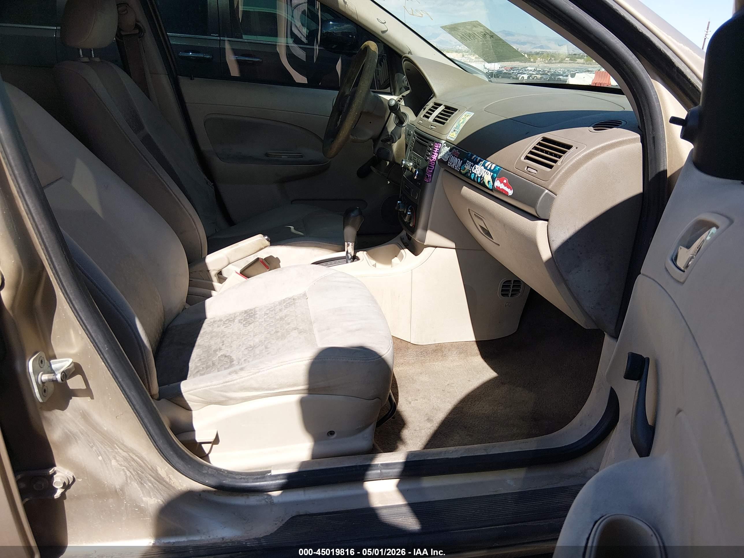 CHEVROLET COBALT image 5