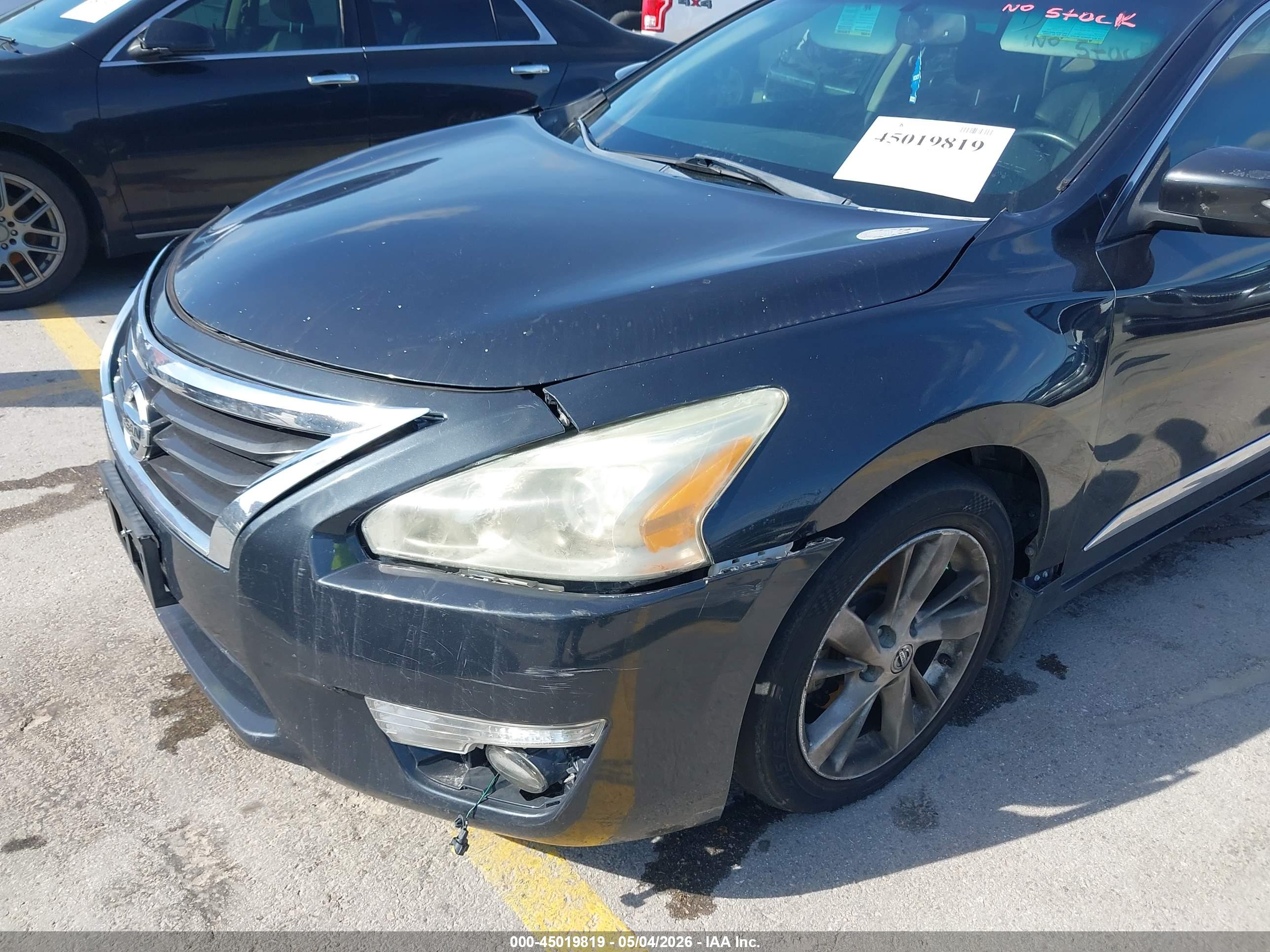 NISSAN ALTIMA image 6